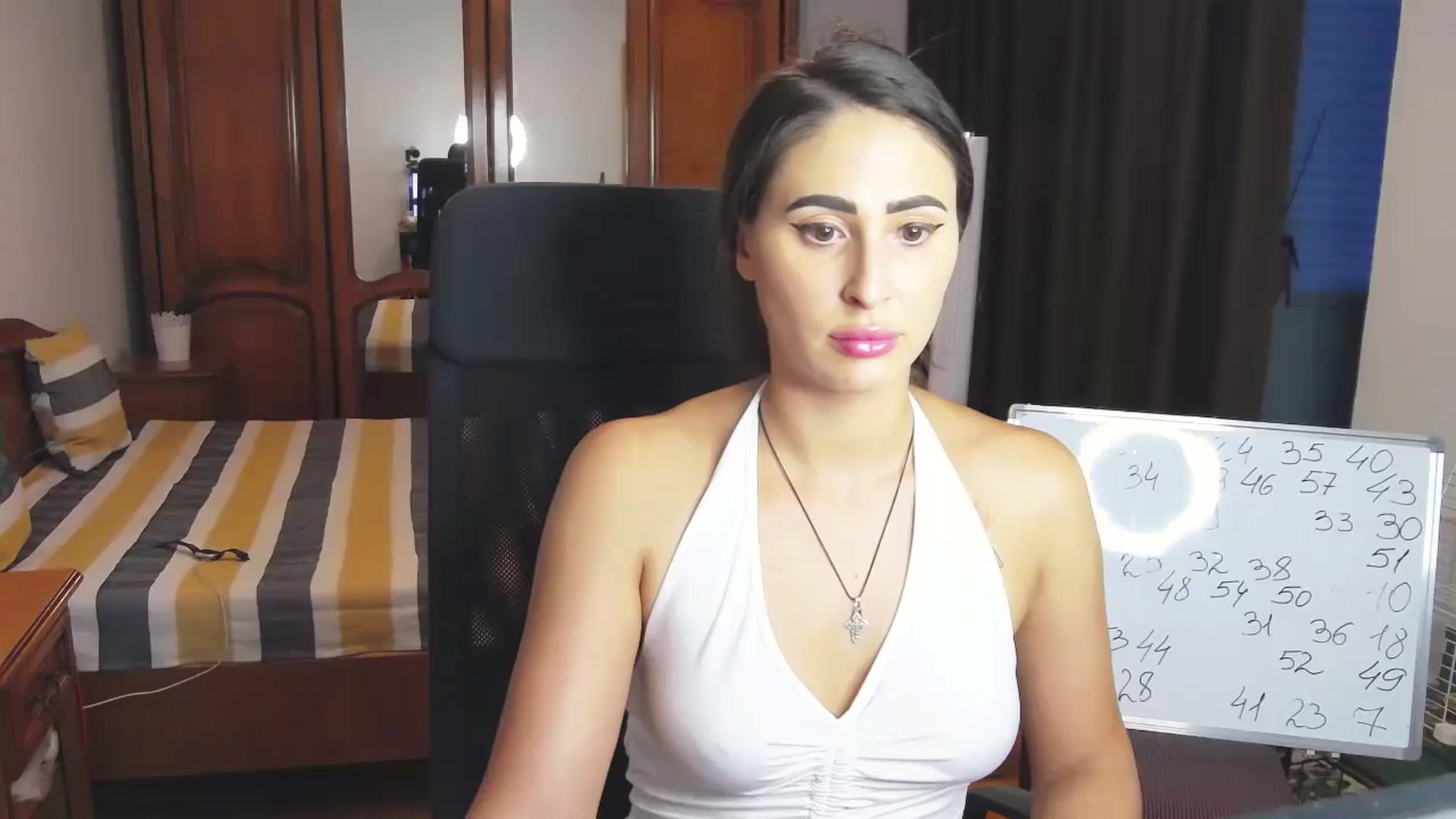 Gallery image thumbnail from MaraHari's myfreecams stream on, 07/14/2024, 18:56 image 13 of 20