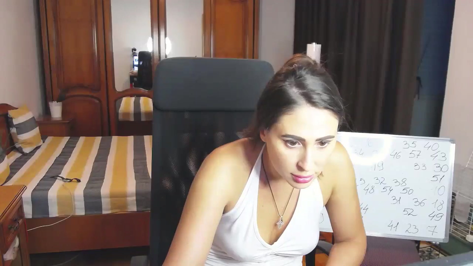 Gallery image thumbnail from MaraHari's myfreecams stream on, 07/14/2024, 18:56 image 15 of 20