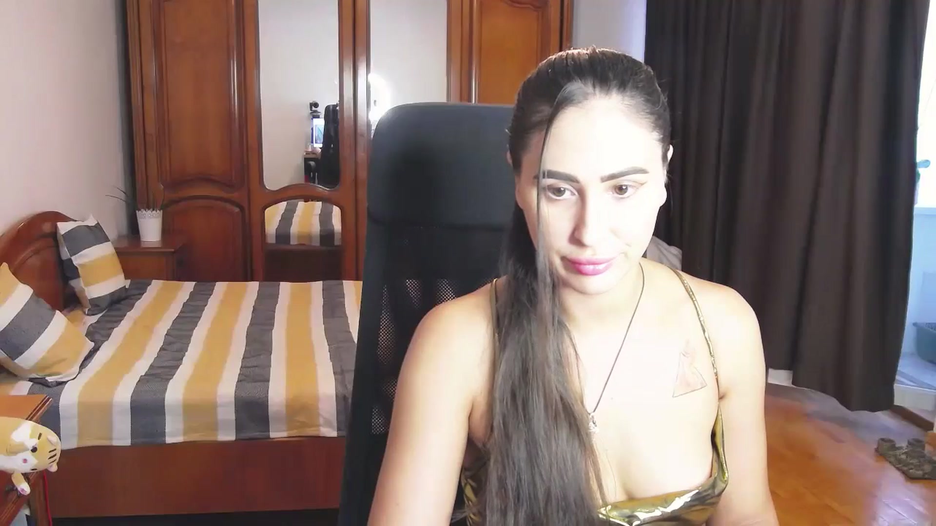 Gallery image thumbnail from MaraHari's myfreecams stream on, 07/19/2024, 19:49 image 2 of 20