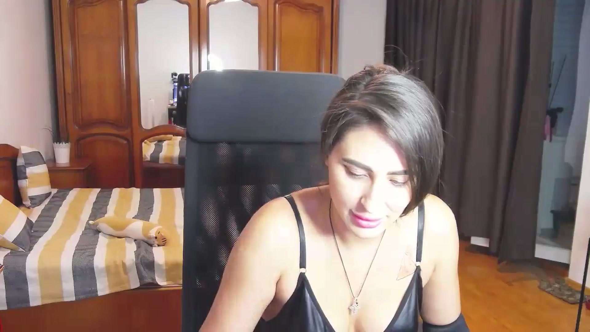 Gallery image thumbnail from MaraHari's myfreecams stream on, 07/20/2024, 20:31 image 5 of 20