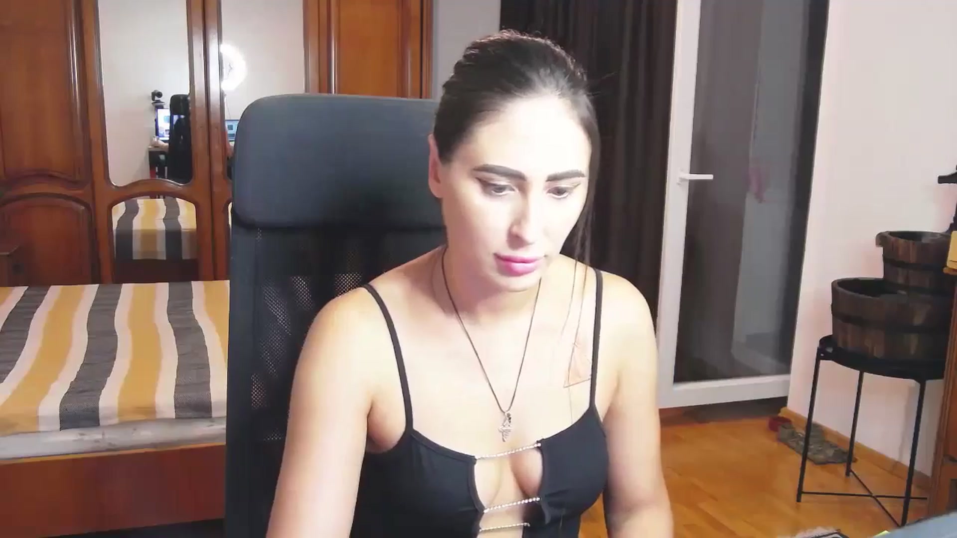 Gallery image thumbnail from MaraHari's myfreecams stream on, 07/26/2024, 19:56 image 20 of 20