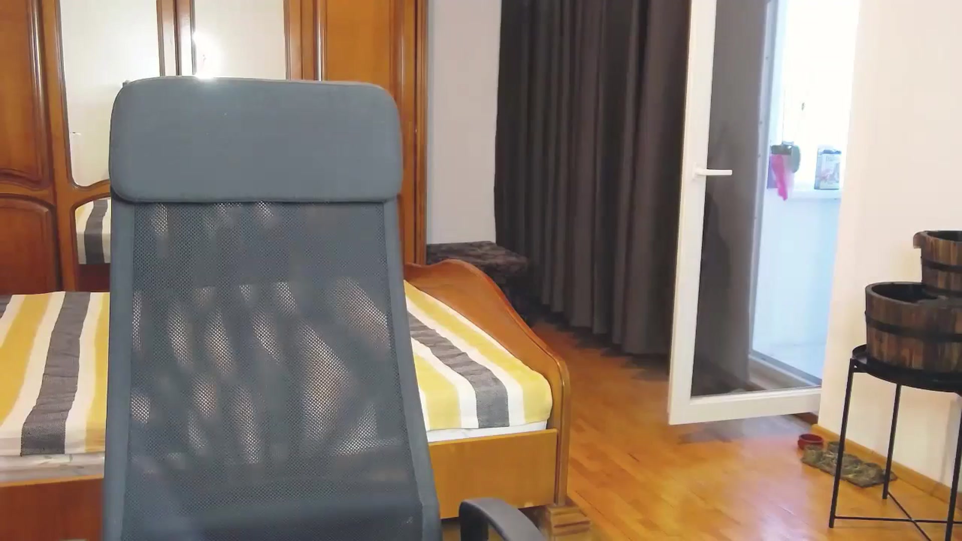 Gallery image thumbnail from MaraHari's myfreecams stream on, 07/27/2024, 17:23 image 10 of 20