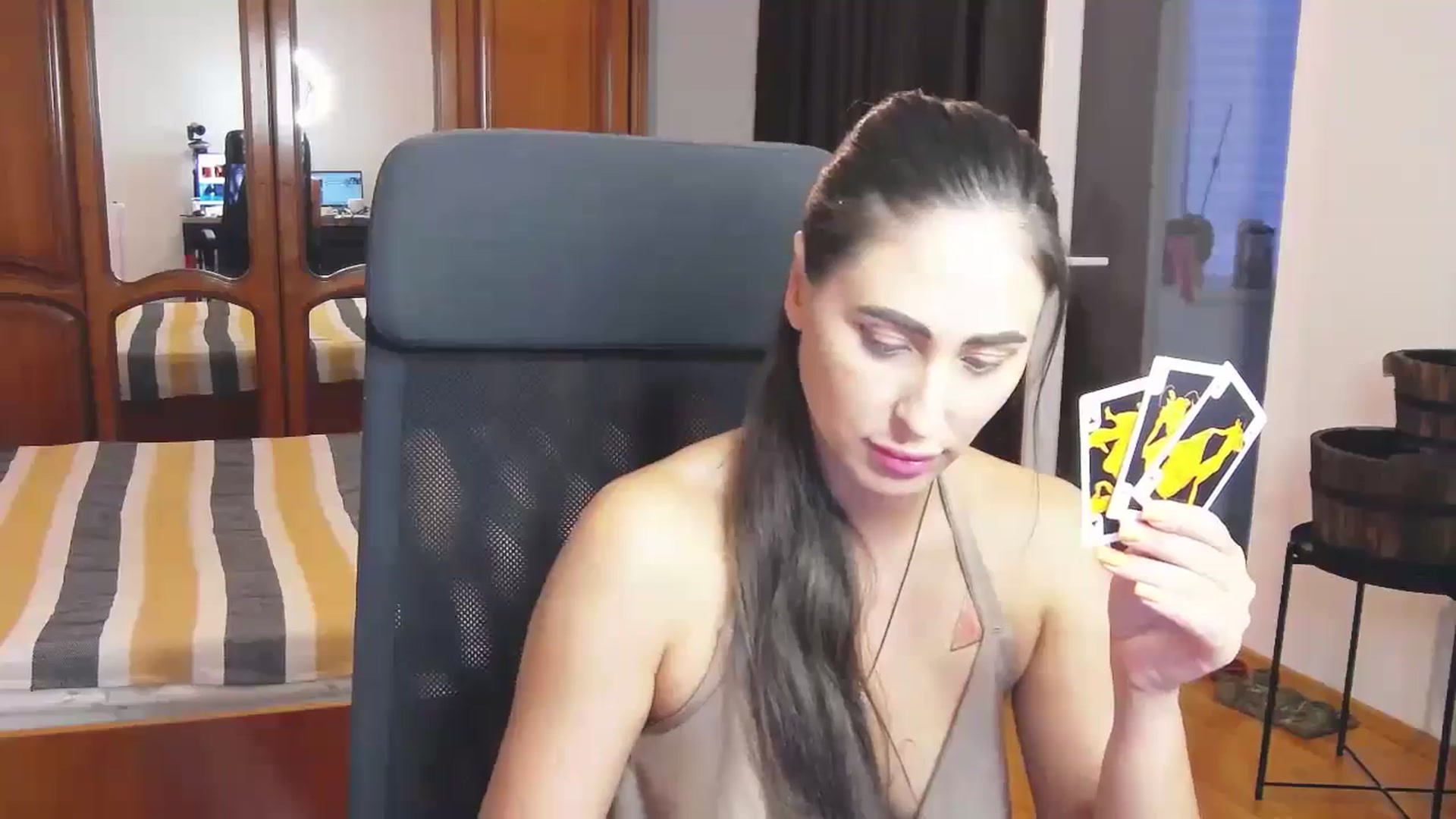 Gallery image thumbnail from MaraHari's myfreecams stream on, 07/27/2024, 18:01 image 17 of 20