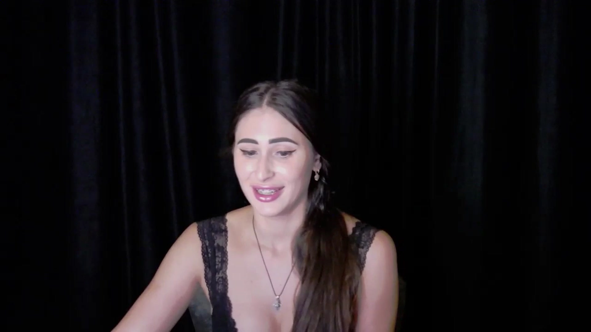 Gallery image thumbnail from MaraHari's myfreecams stream on, 08/04/2024, 17:55 image 5 of 20