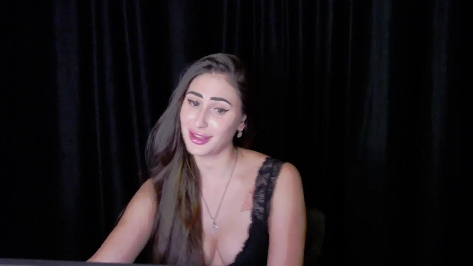 Gallery image thumbnail from MaraHari's myfreecams stream on, 08/04/2024, 17:55 image 11 of 20