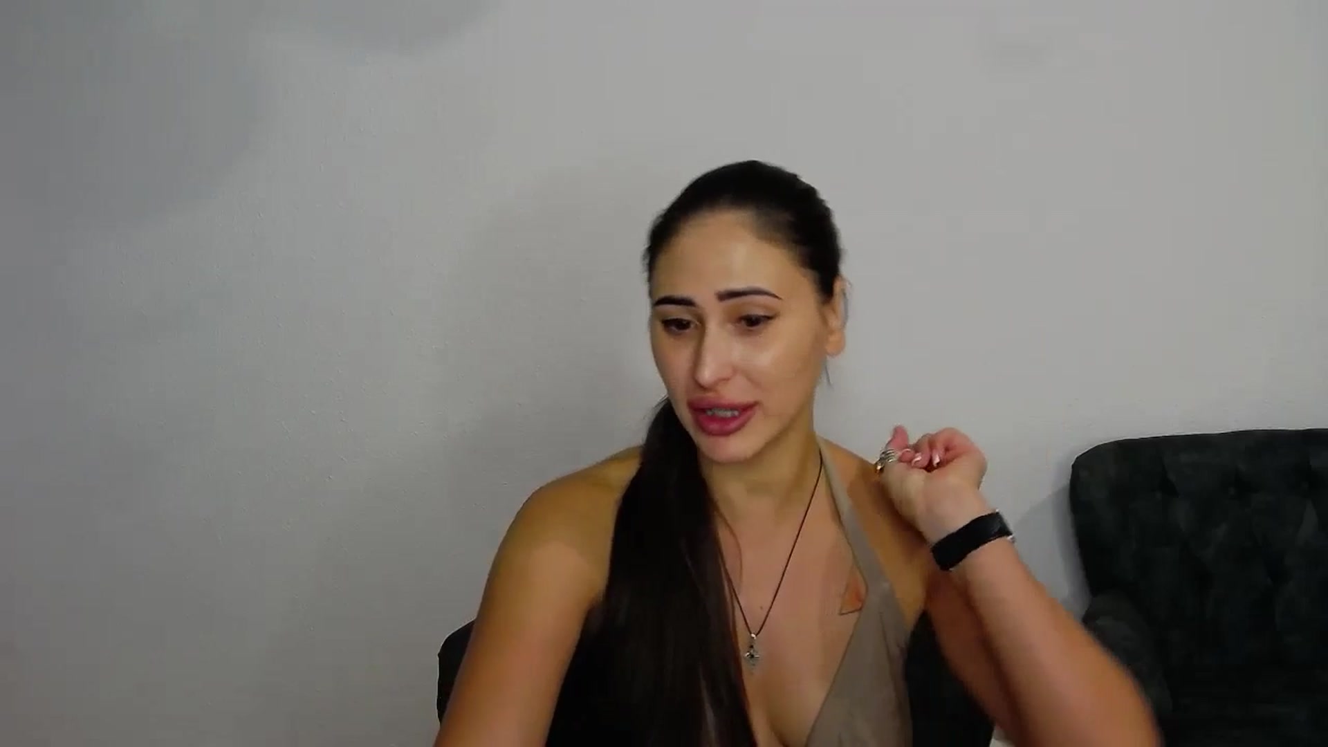 Gallery image thumbnail from MaraHari's myfreecams stream on, 08/24/2024, 20:24 image 10 of 20