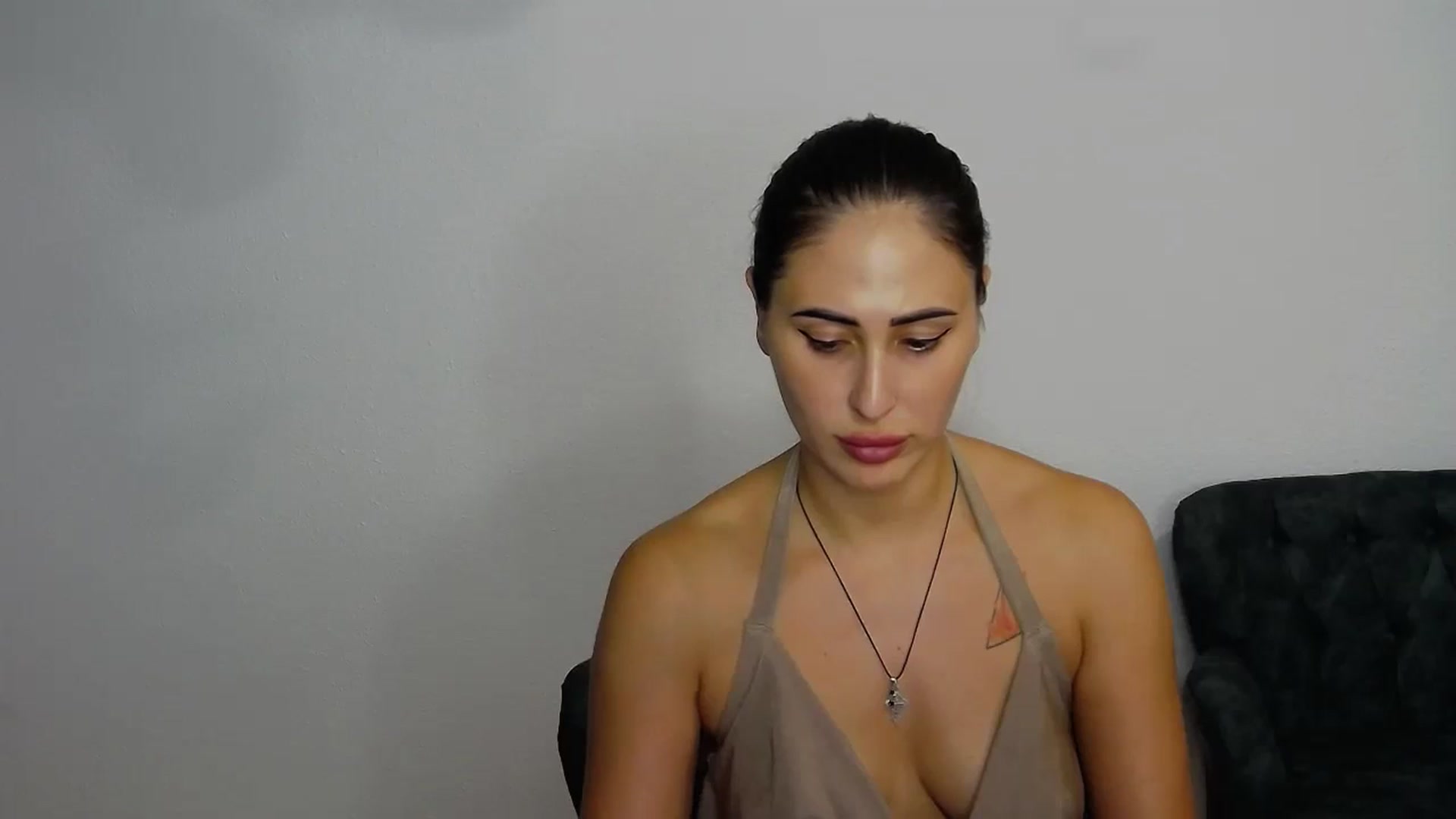 Gallery image thumbnail from MaraHari's myfreecams stream on, 08/24/2024, 20:24 image 14 of 20