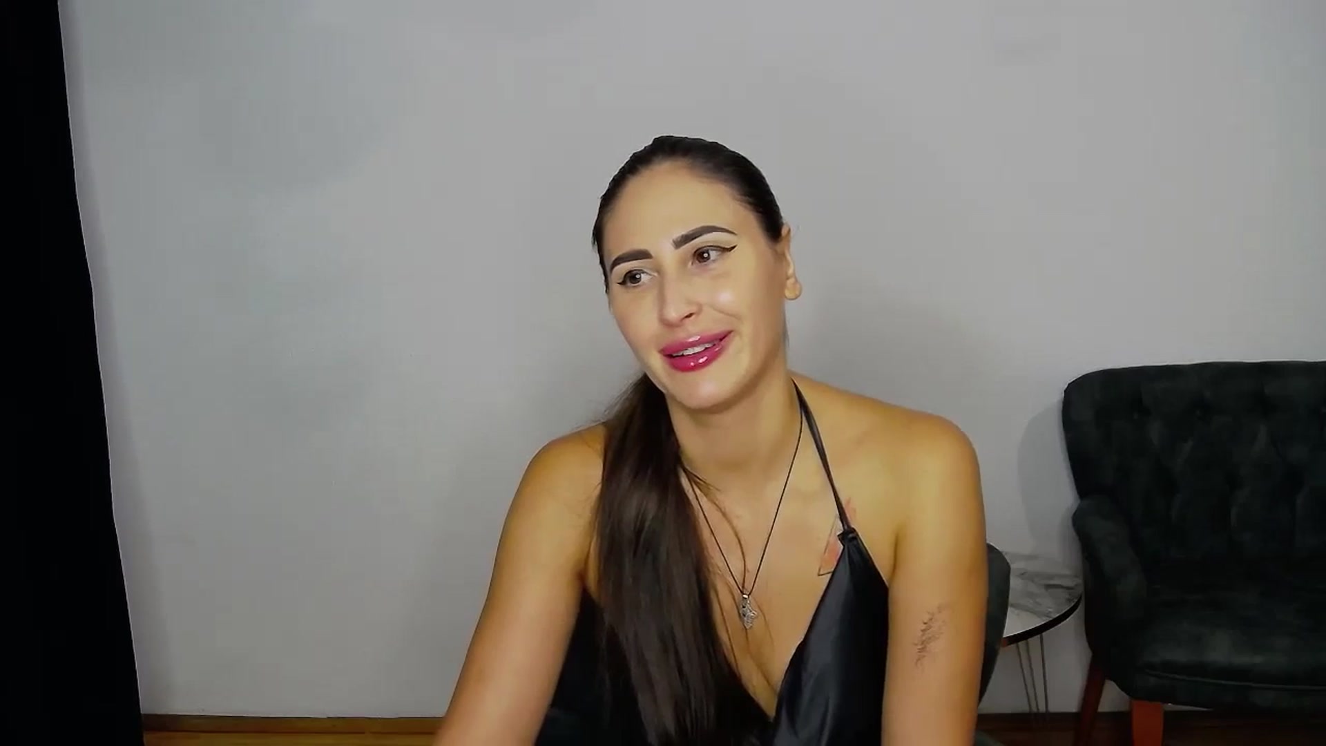 Gallery image thumbnail from MaraHari's myfreecams stream on, 09/07/2024, 18:52 image 14 of 20