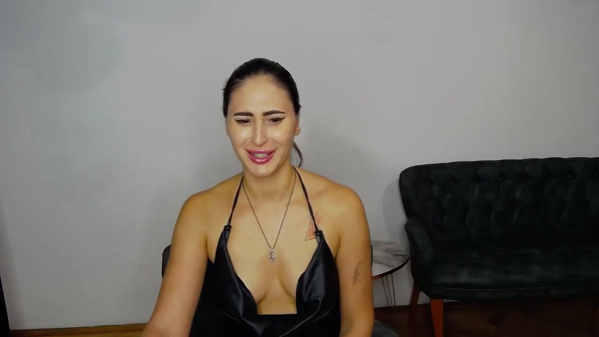 Gallery image thumbnail from MaraHari's myfreecams stream on, 09/07/2024, 21:02 image 6 of 20