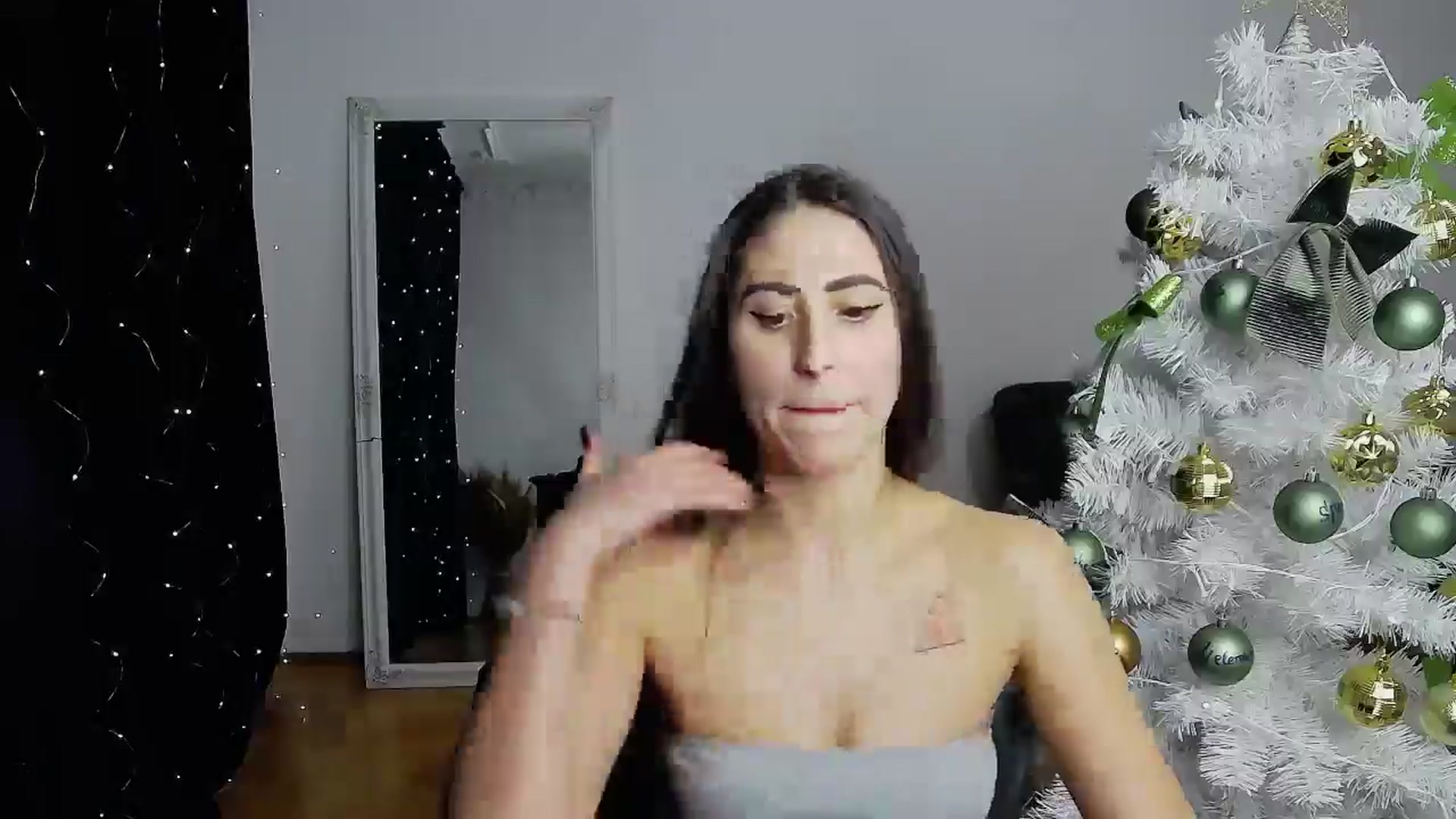 Gallery image thumbnail from MaraHari's myfreecams stream on, 01/01/2025, 19:26 image 16 of 20