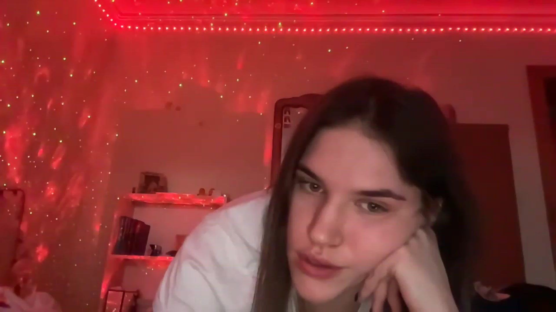 Gallery image thumbnail from MargaritaNice's myfreecams stream on, 12/20/2022, 14:32 image 6 of 20