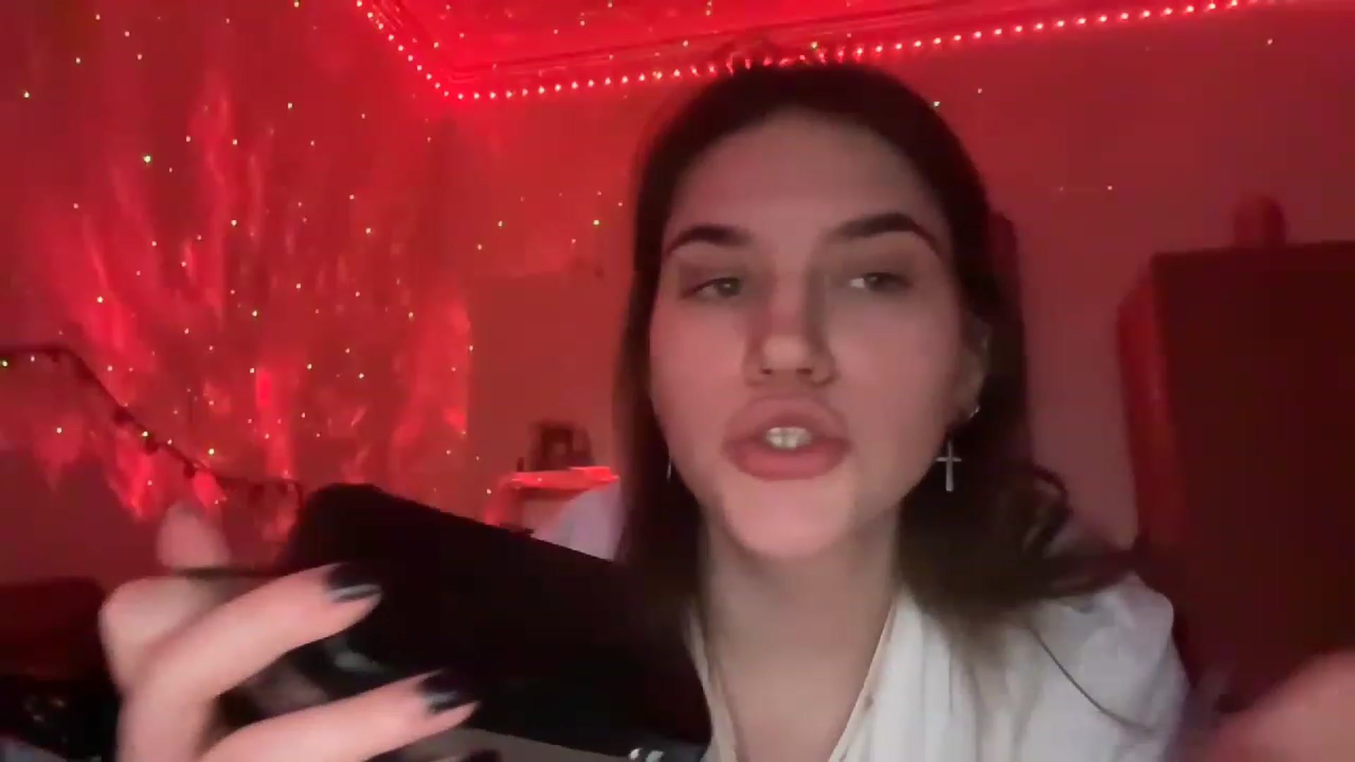 Gallery image thumbnail from MargaritaNice's myfreecams stream on, 12/20/2022, 14:32 image 17 of 20
