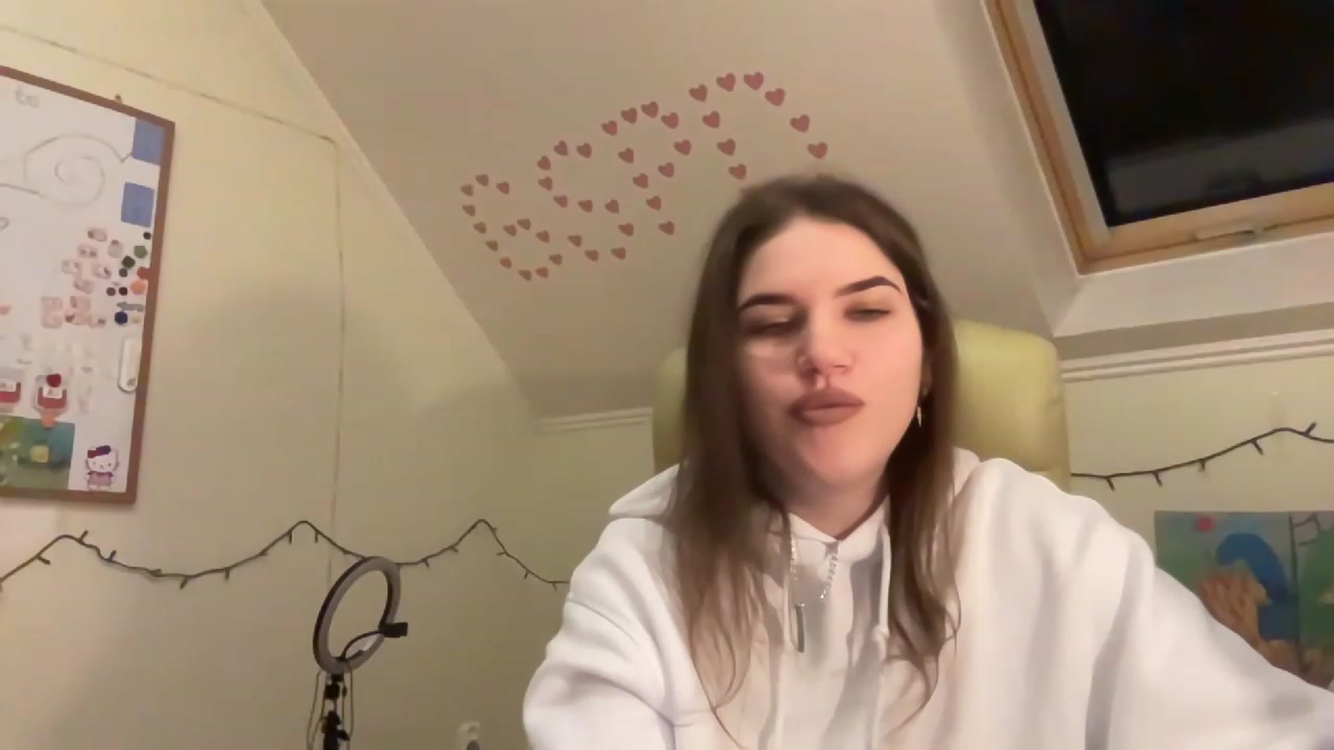 Gallery image thumbnail from MargaritaNice's myfreecams stream on, 12/25/2022, 15:58 image 7 of 20