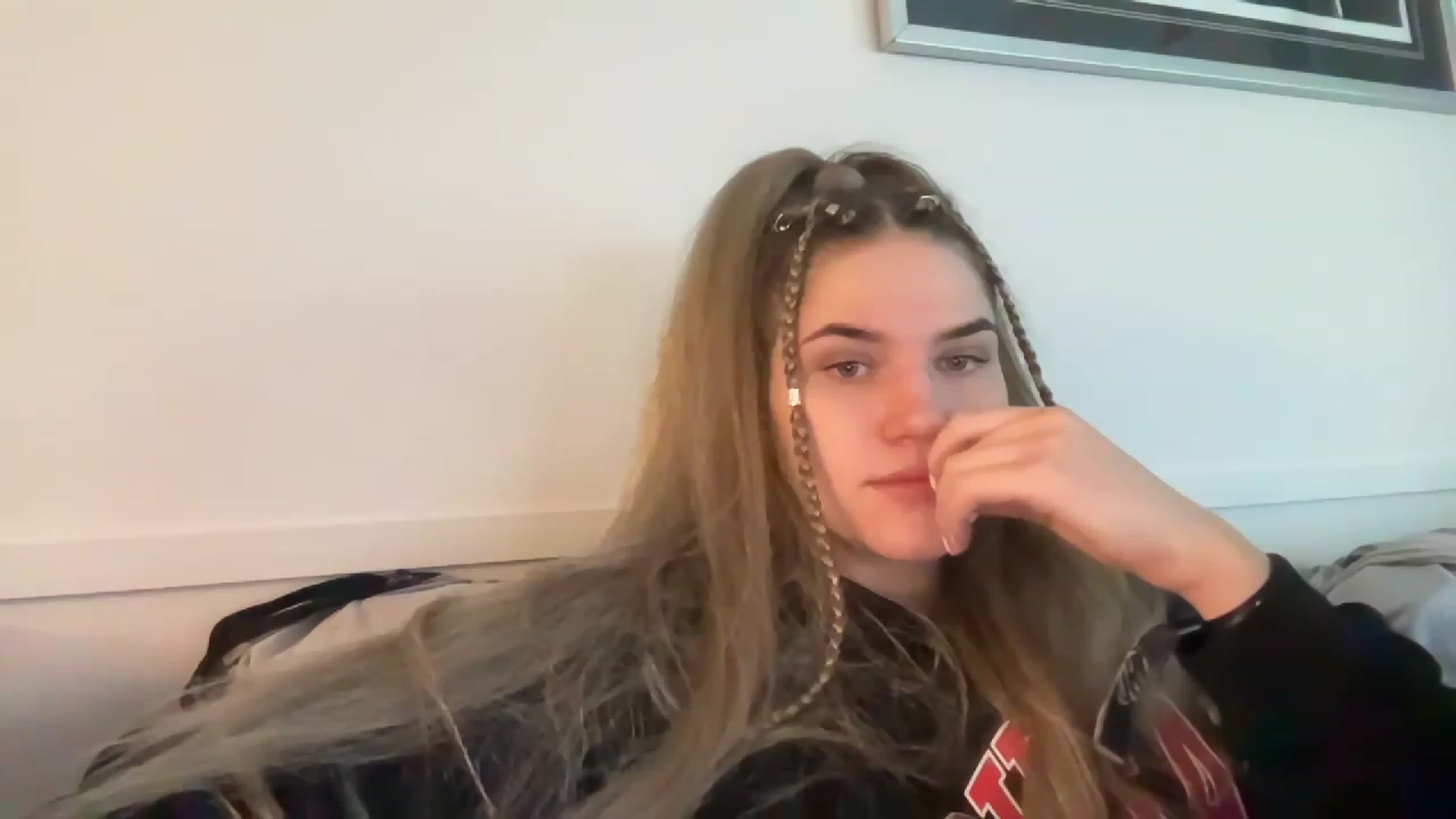 Gallery image thumbnail from MargaritaNice's myfreecams stream on, 12/31/2022, 12:19 image 2 of 20