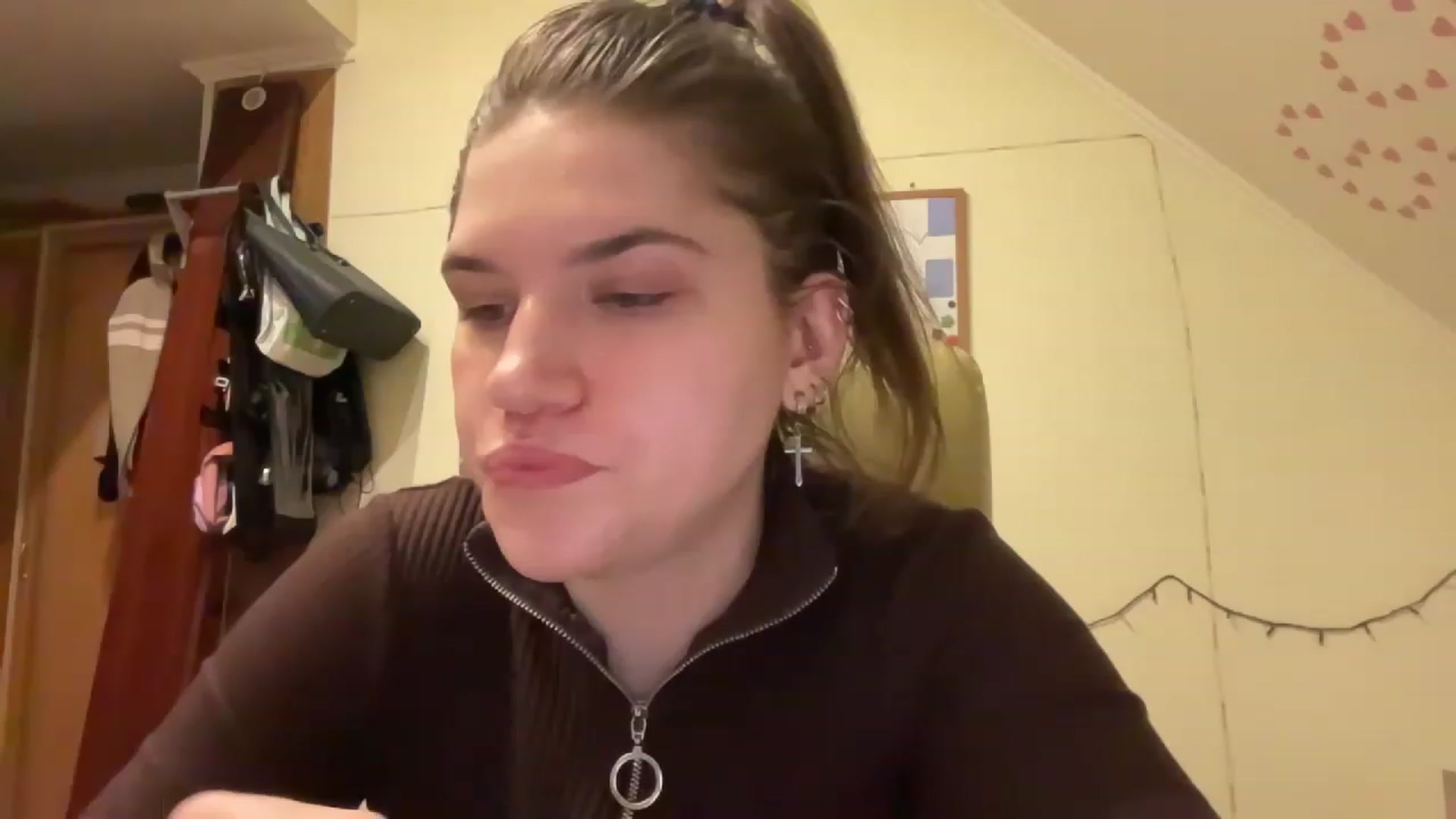 Gallery image thumbnail from MargaritaNice's myfreecams stream on, 04/13/2023, 18:51 image 11 of 20