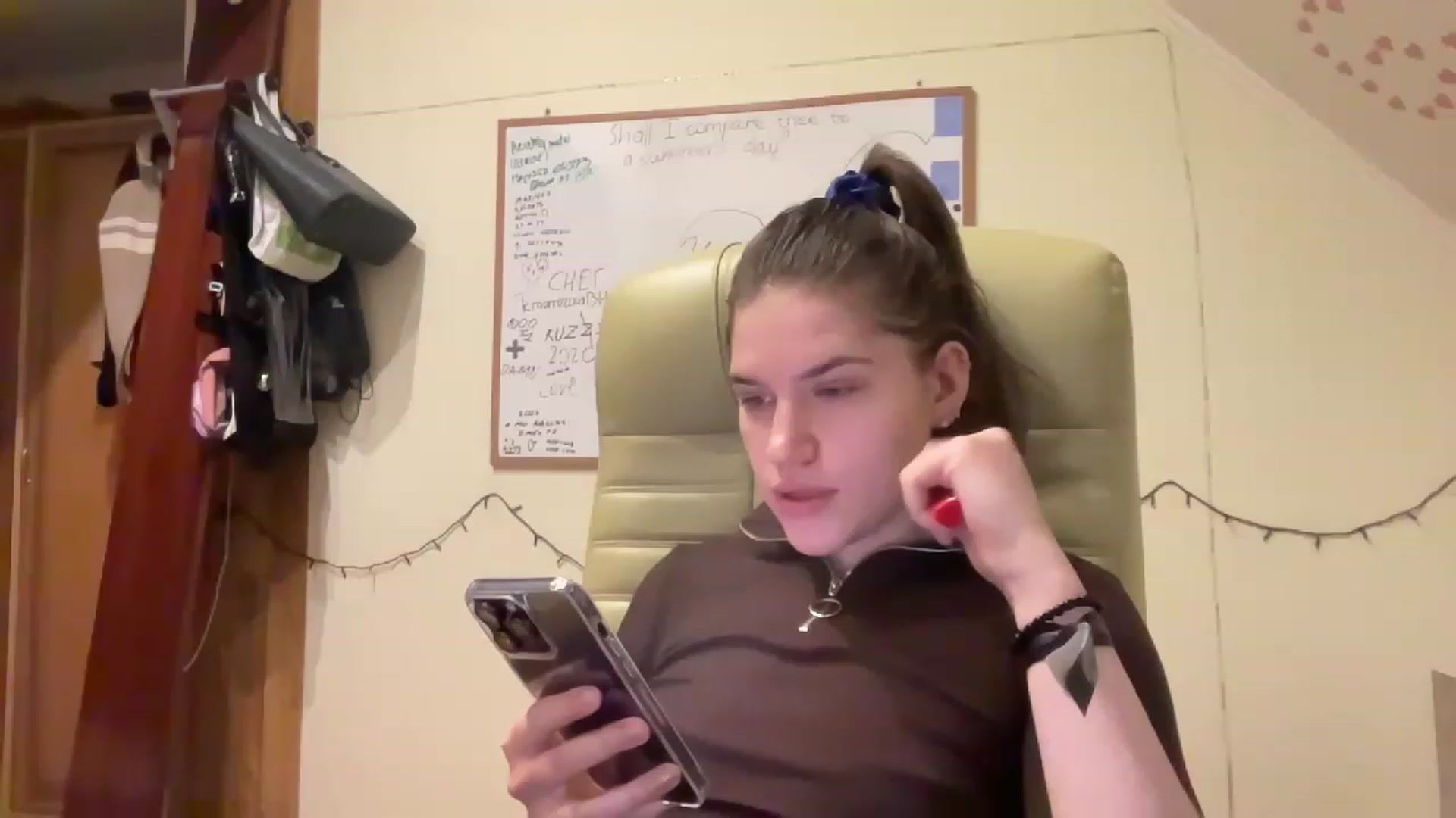 Gallery image thumbnail from MargaritaNice's myfreecams stream on, 04/13/2023, 18:51 image 2 of 20