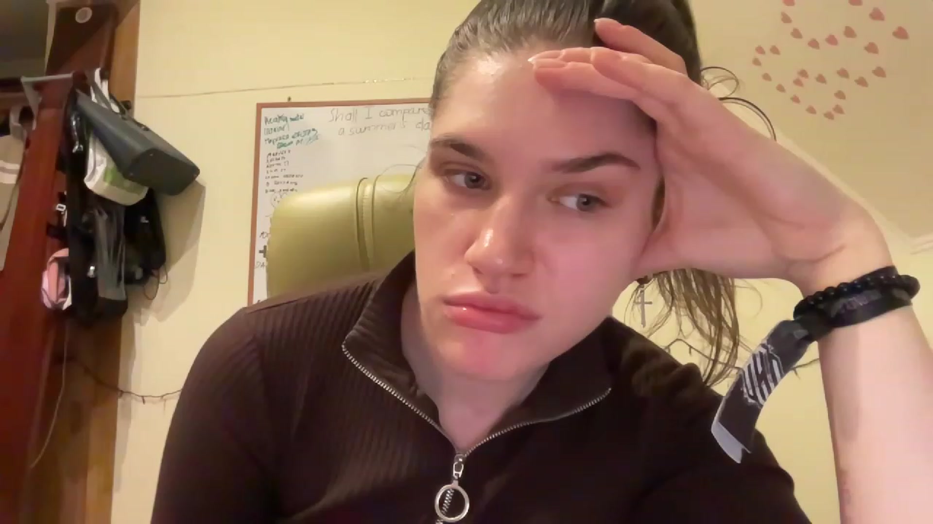 Gallery image thumbnail from MargaritaNice's myfreecams stream on, 04/13/2023, 19:30 image 14 of 20