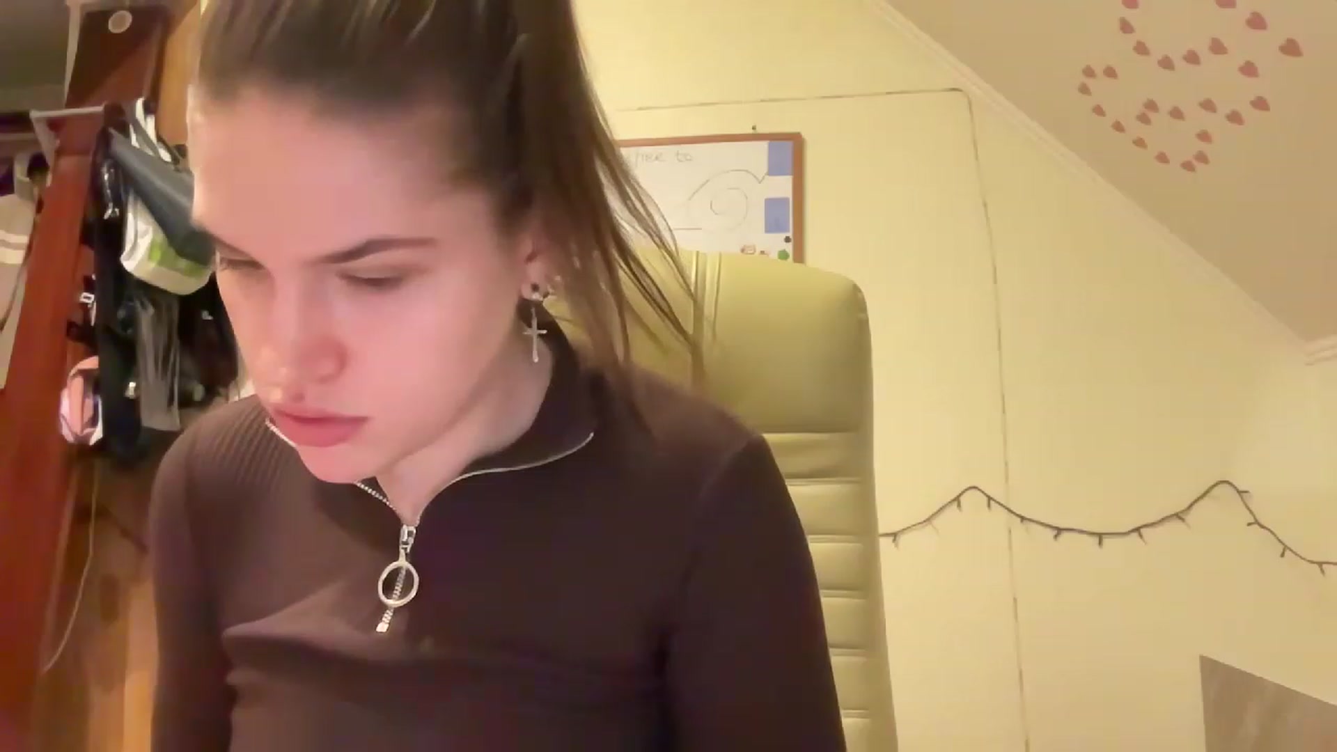 Gallery image thumbnail from MargaritaNice's myfreecams stream on, 04/13/2023, 19:30 image 12 of 20