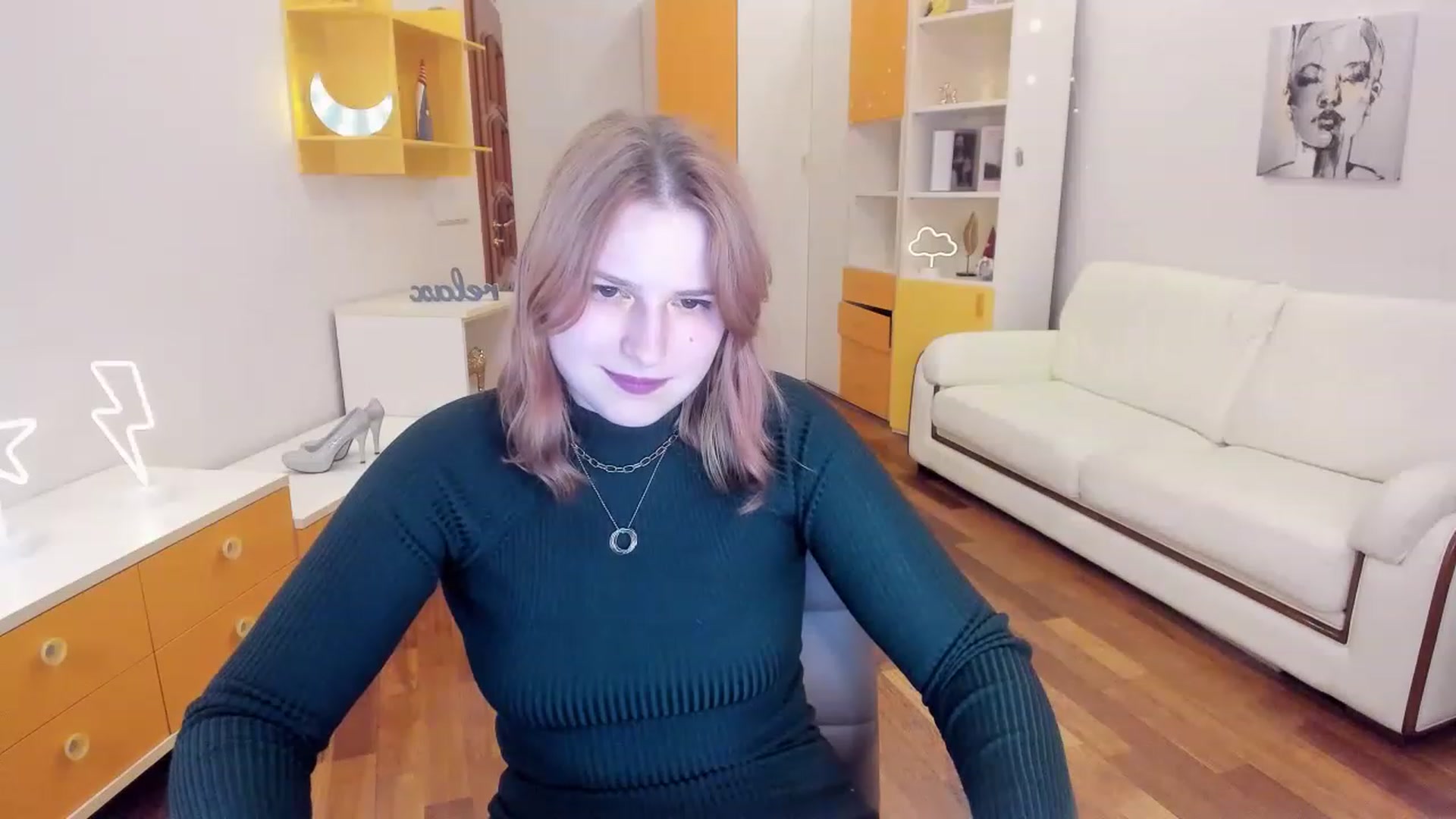 Gallery image thumbnail from MargoCalls's myfreecams stream on, 04/15/2023, 14:29 image 8 of 20