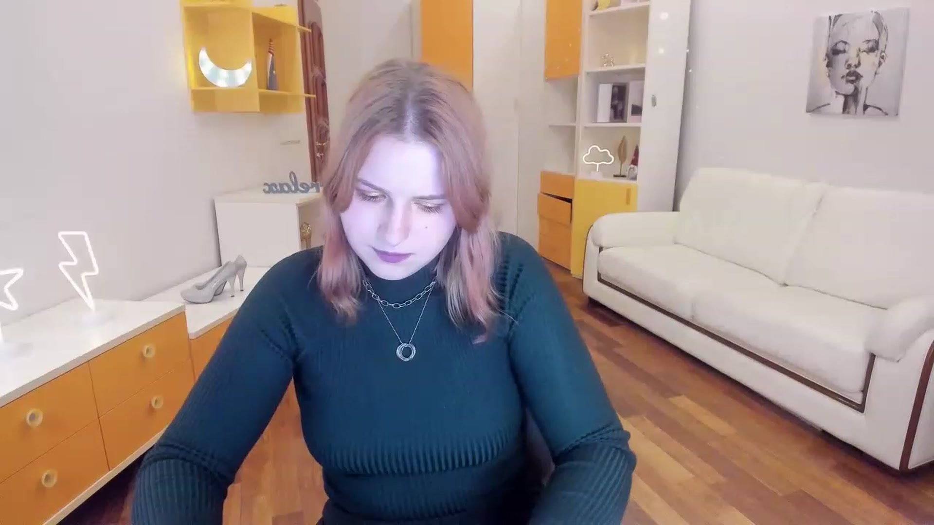 Gallery image thumbnail from MargoCalls's myfreecams stream on, 04/15/2023, 14:29 image 15 of 20