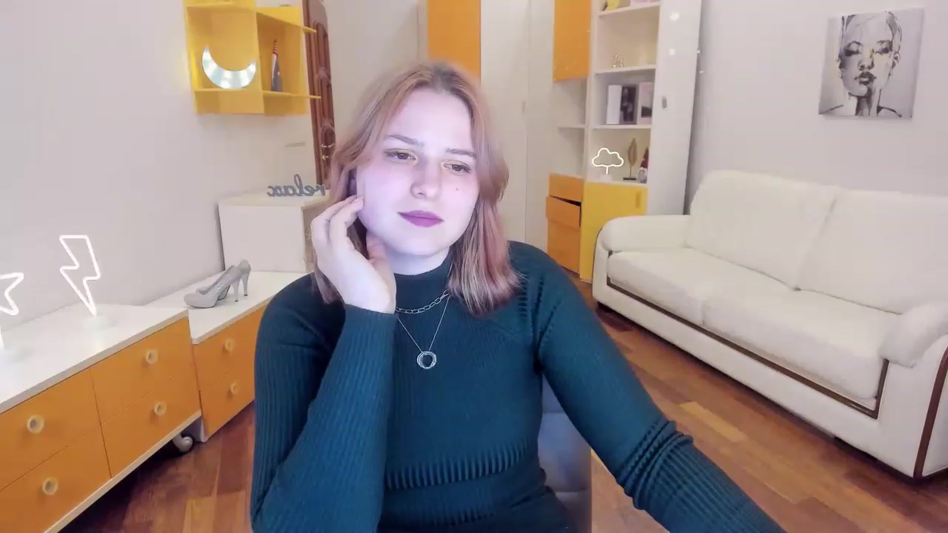 Gallery image thumbnail from MargoCalls's myfreecams stream on, 04/15/2023, 14:29 image 17 of 20
