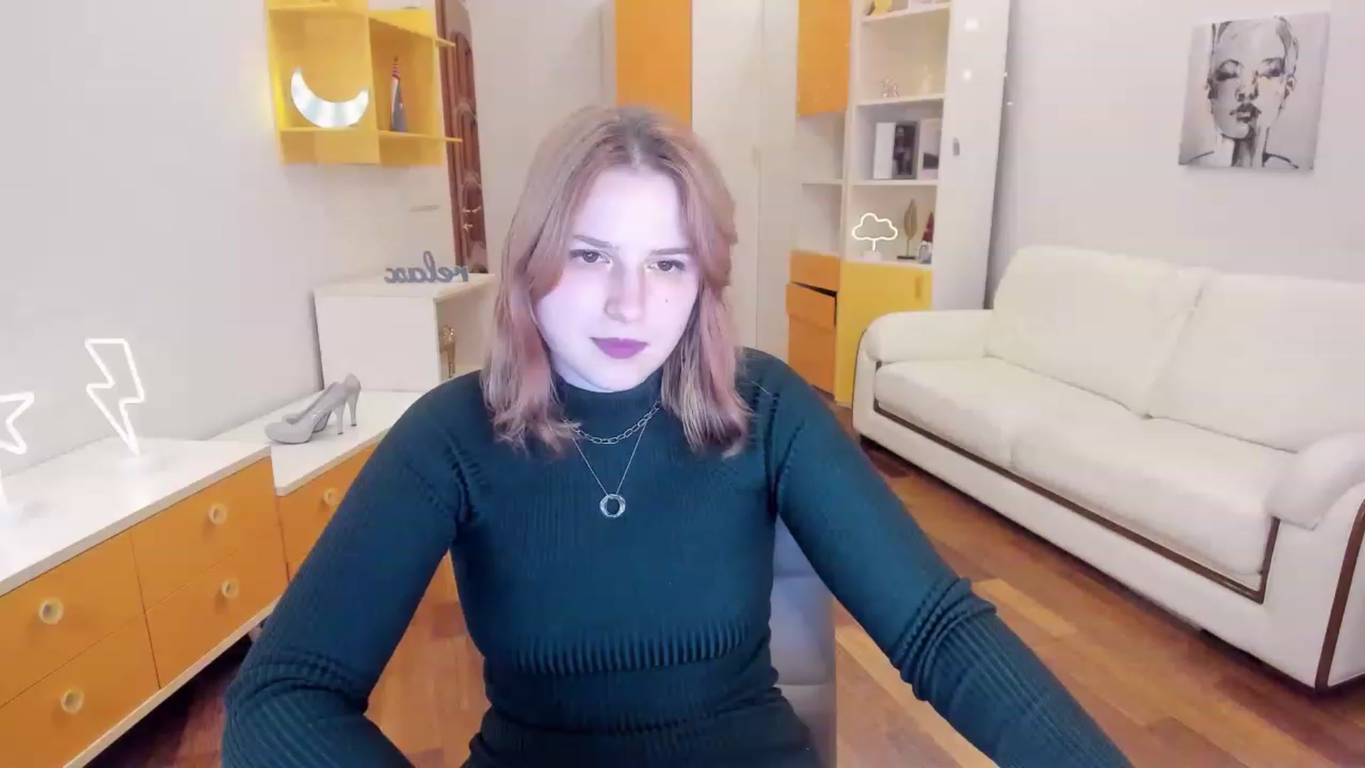 Gallery image thumbnail from MargoCalls's myfreecams stream on, 04/15/2023, 14:29 image 4 of 20