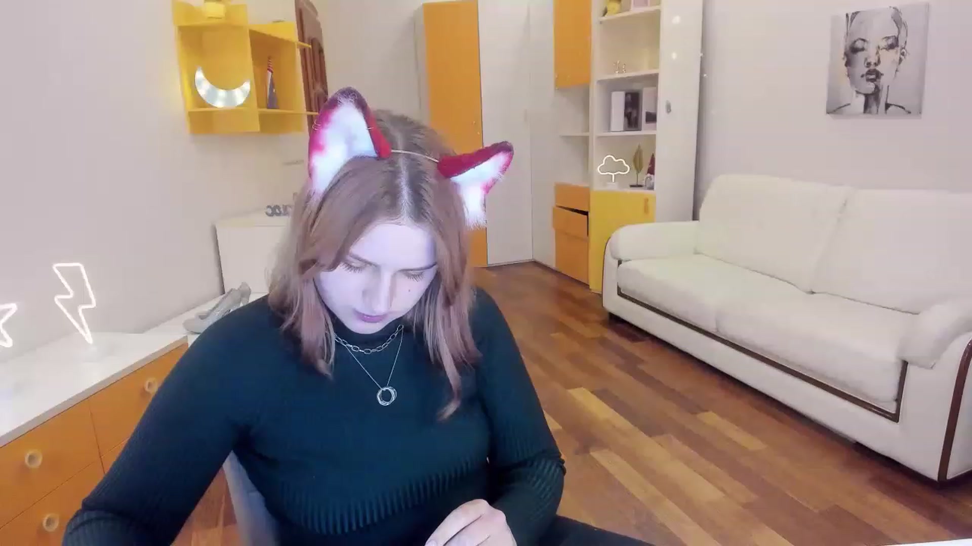 Gallery image thumbnail from MargoCalls's myfreecams stream on, 04/15/2023, 16:24 image 20 of 20