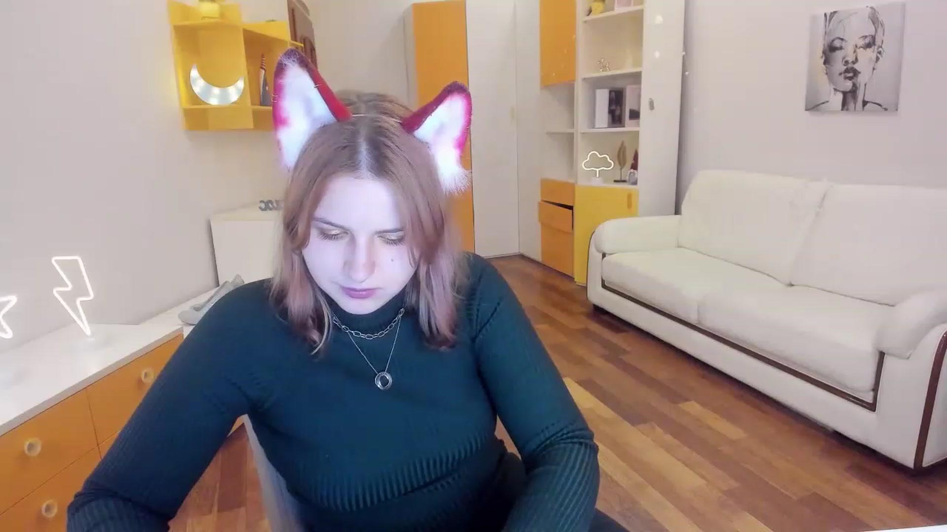 Gallery image thumbnail from MargoCalls's myfreecams stream on, 04/15/2023, 16:24 image 8 of 20
