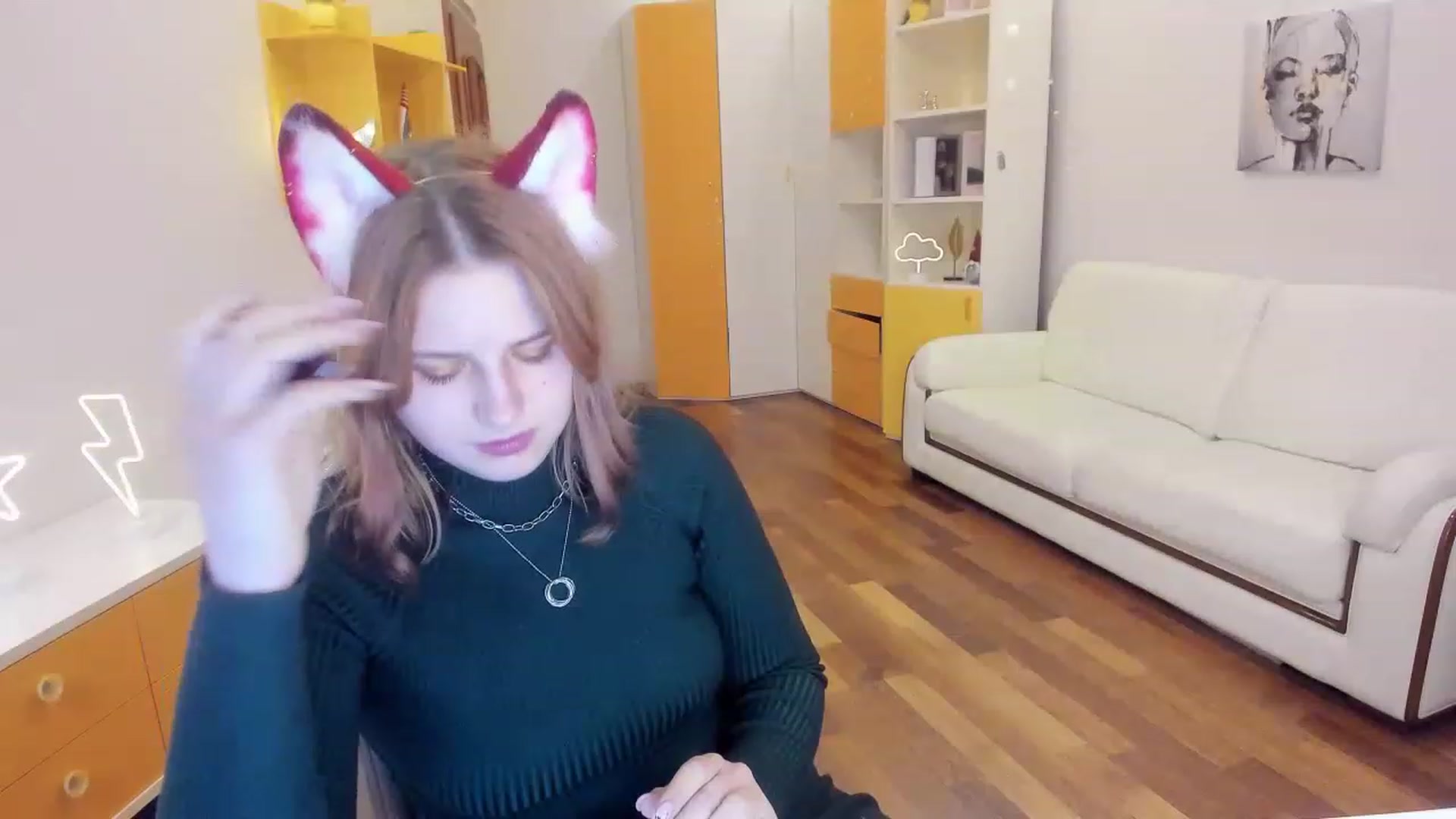 Gallery image thumbnail from MargoCalls's myfreecams stream on, 04/15/2023, 16:24 image 17 of 20