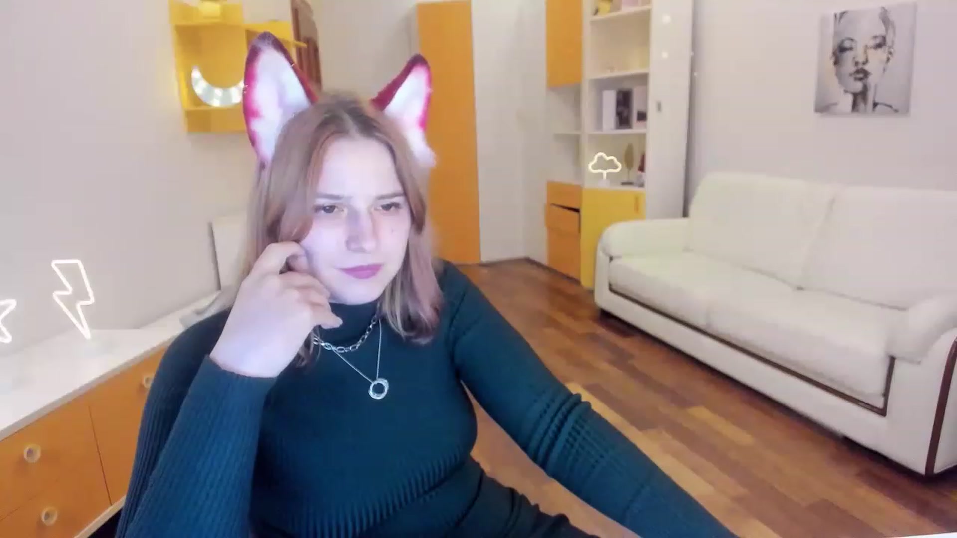 Gallery image thumbnail from MargoCalls's myfreecams stream on, 04/15/2023, 16:24 image 16 of 20