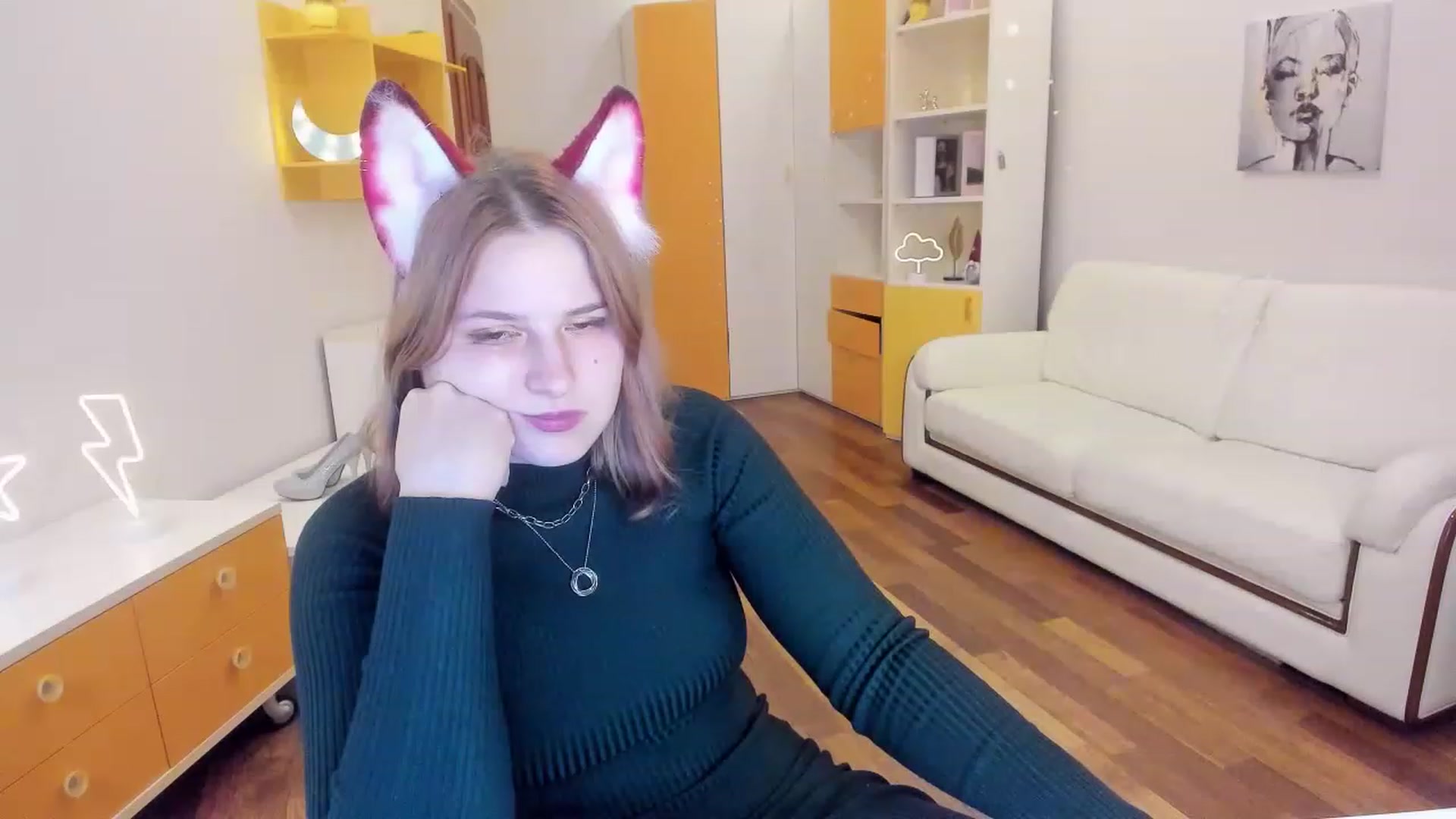 Gallery image thumbnail from MargoCalls's myfreecams stream on, 04/15/2023, 16:24 image 12 of 20