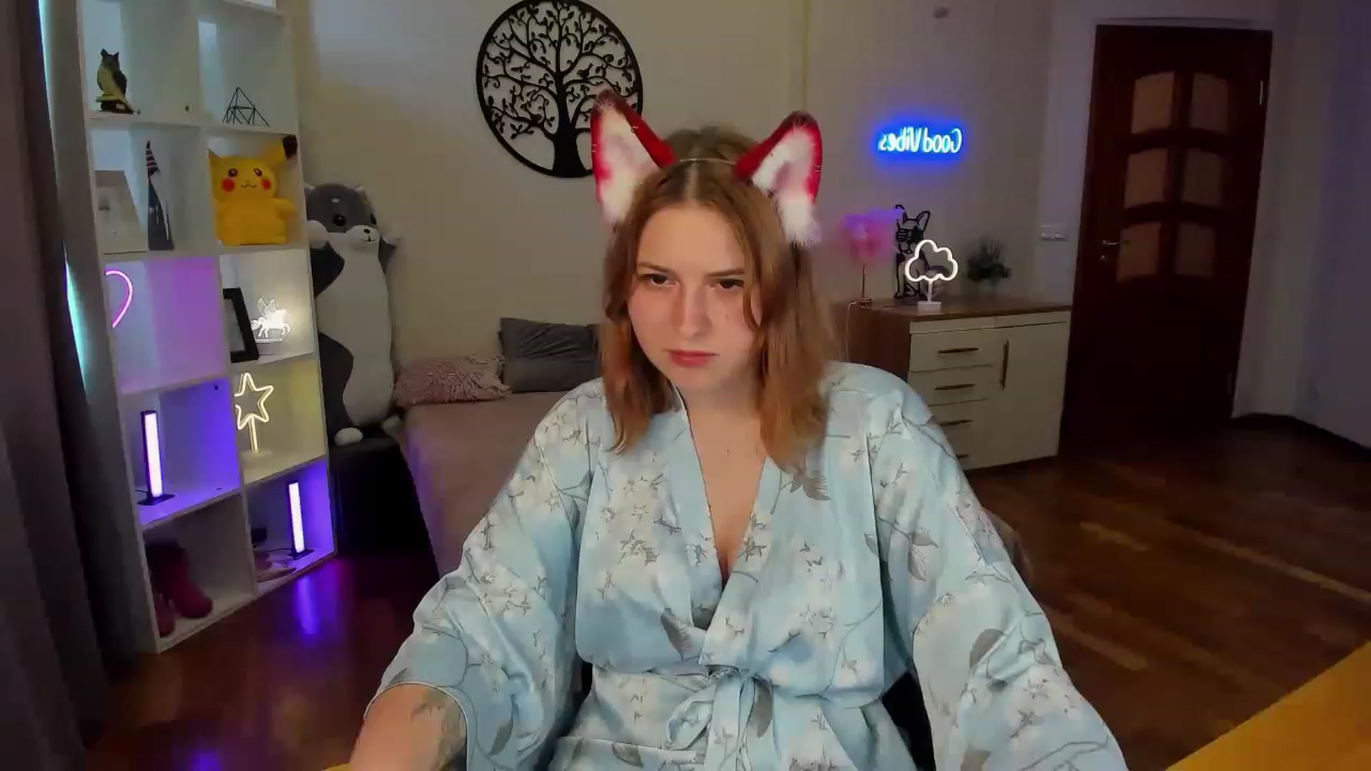Gallery image thumbnail from MargoCalls's myfreecams stream on, 04/20/2023, 11:40 image 19 of 20
