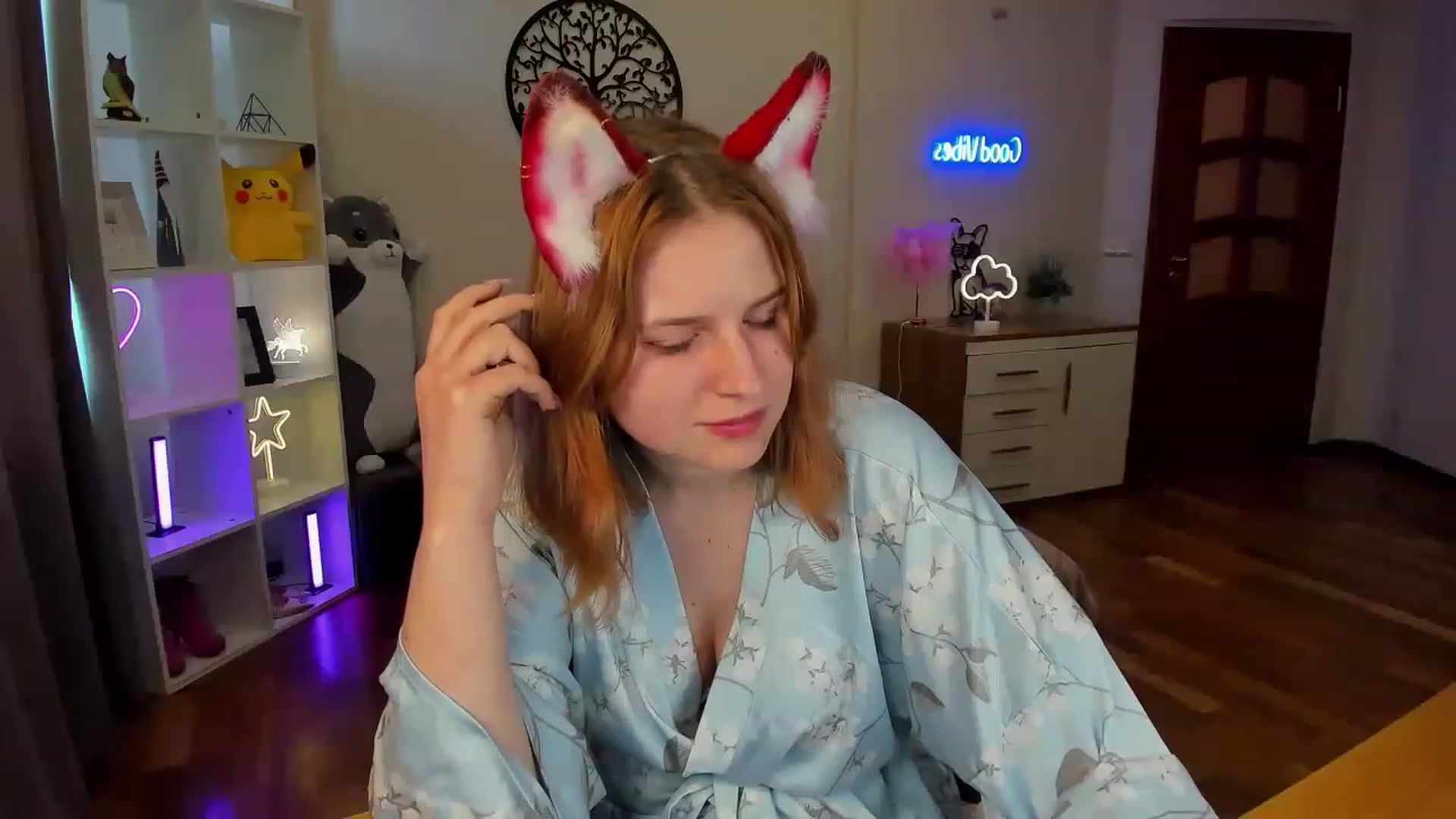 Gallery image thumbnail from MargoCalls's myfreecams stream on, 04/20/2023, 11:40 image 13 of 20