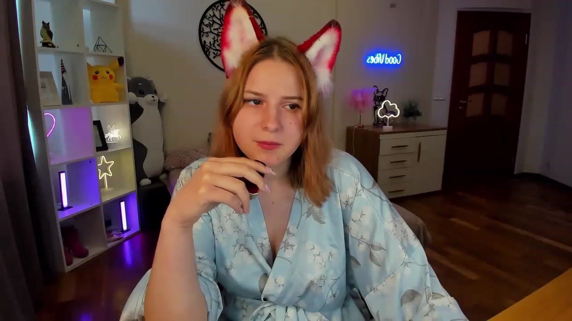 Gallery image thumbnail from MargoCalls's myfreecams stream on, 04/20/2023, 11:40 image 8 of 20