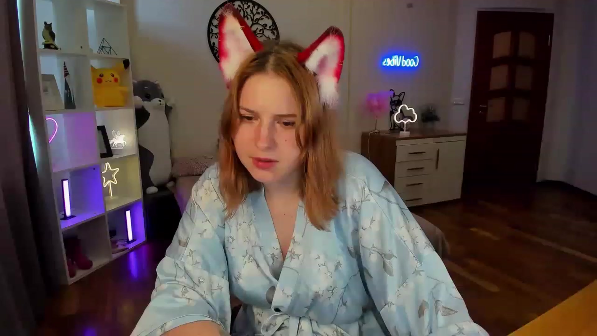 Gallery image thumbnail from MargoCalls's myfreecams stream on, 04/20/2023, 11:40 image 4 of 20