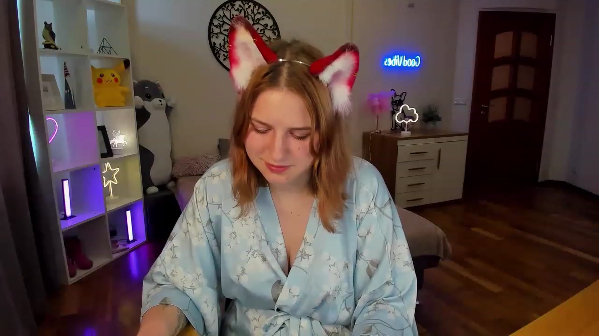Gallery image thumbnail from MargoCalls's myfreecams stream on, 04/20/2023, 11:40 image 9 of 20