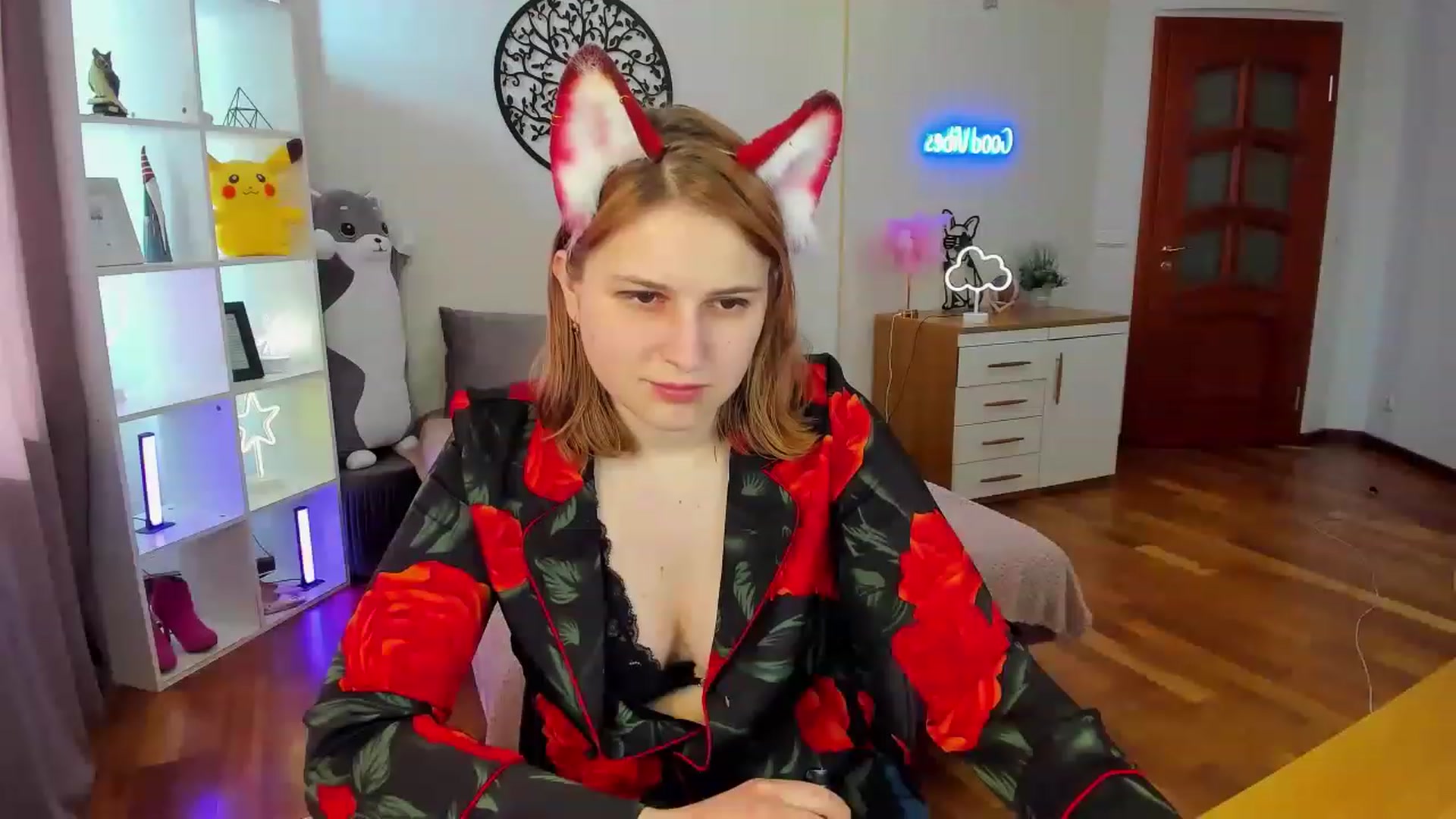 Gallery image thumbnail from MargoCalls's myfreecams stream on, 04/21/2023, 11:45 image 20 of 20