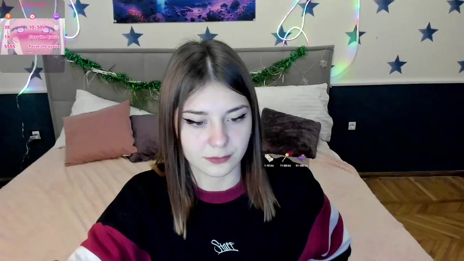 Gallery image thumbnail from MargoChill's myfreecams stream on, 12/31/2025, 17:03 image 12 of 20