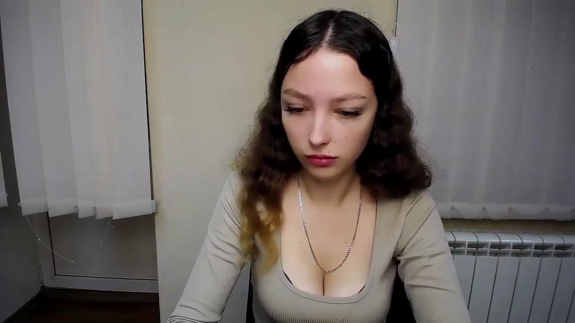 Gallery image thumbnail from MargoSi_'s myfreecams stream on, 10/26/2023, 13:35 image 9 of 20