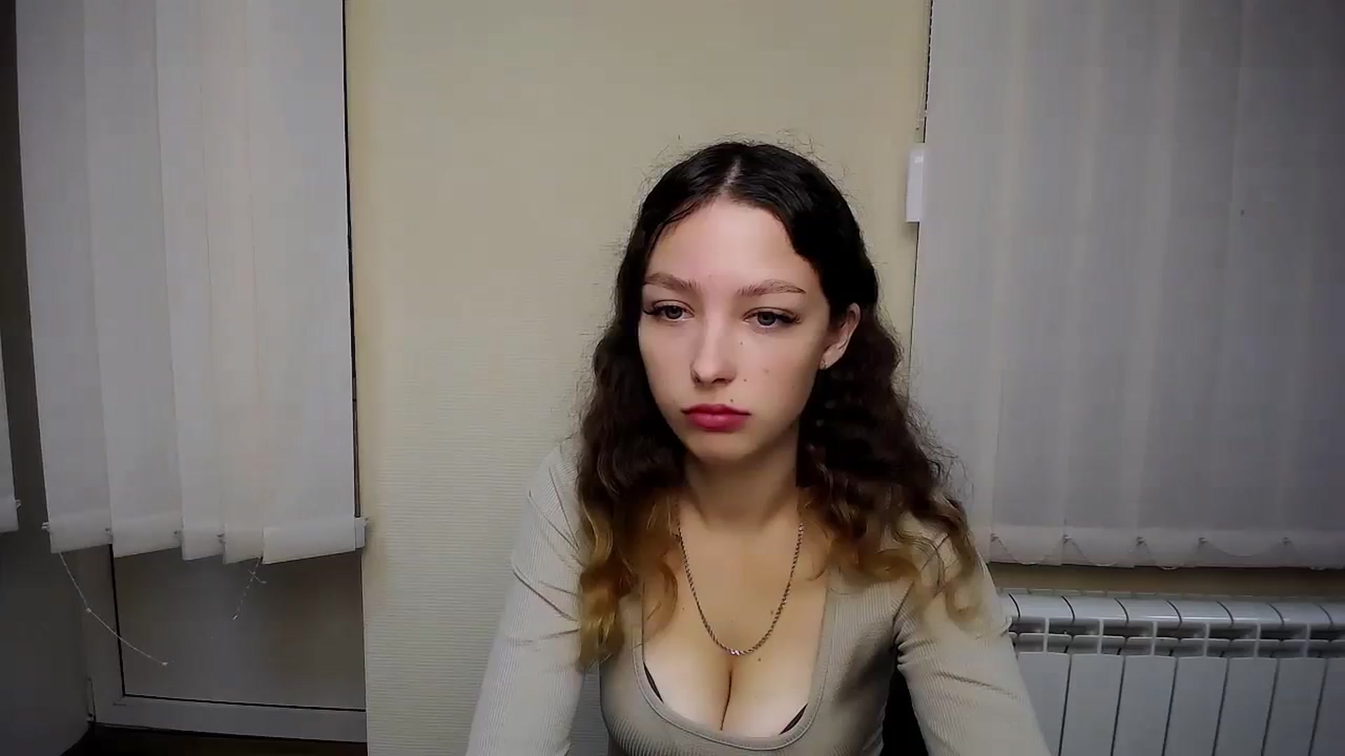 Gallery image thumbnail from MargoSi_'s myfreecams stream on, 10/26/2023, 13:35 image 18 of 20