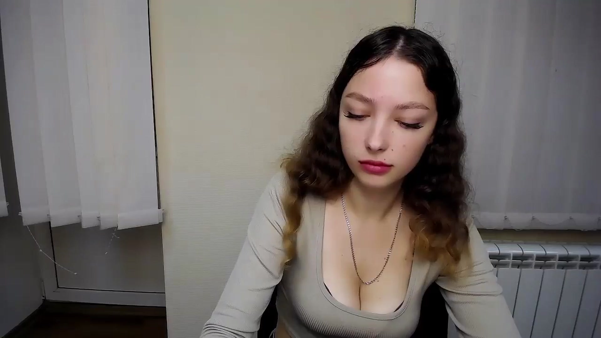 Gallery image thumbnail from MargoSi_'s myfreecams stream on, 10/26/2023, 13:35 image 5 of 20