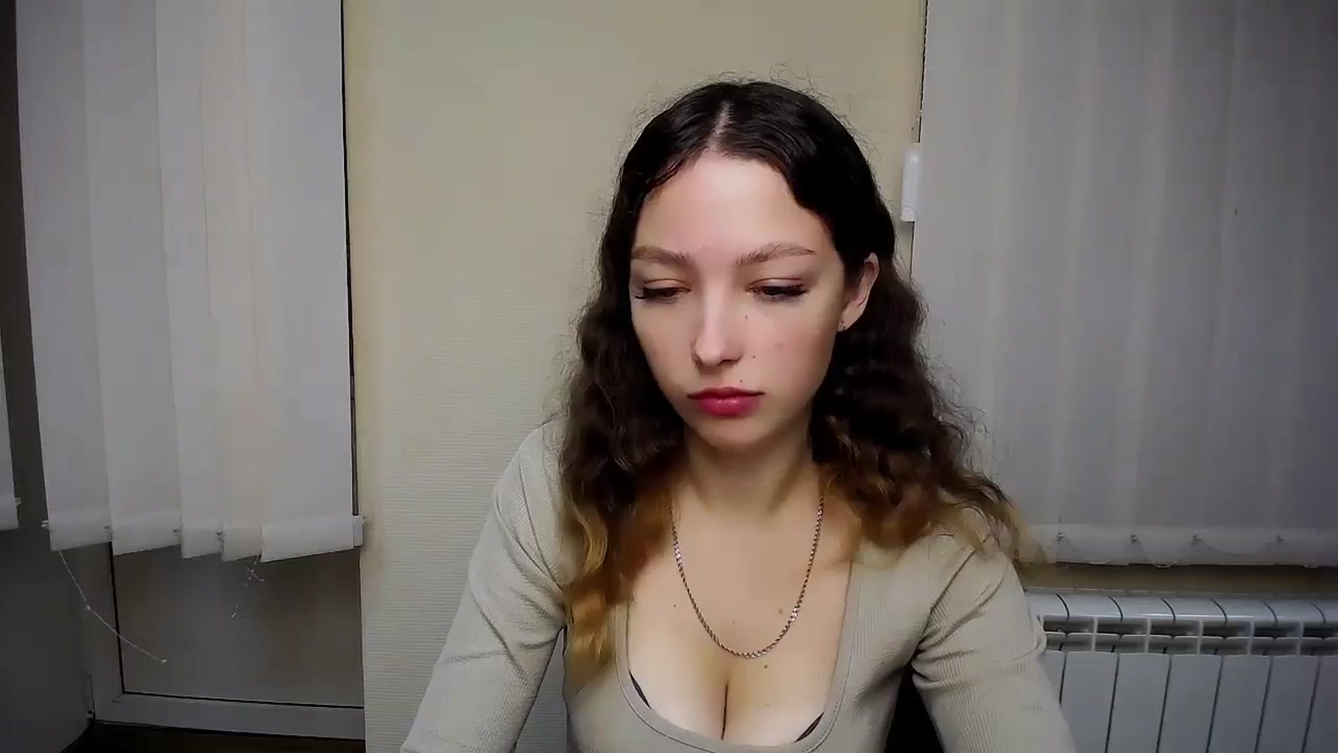Gallery image thumbnail from MargoSi_'s myfreecams stream on, 10/26/2023, 13:35 image 16 of 20