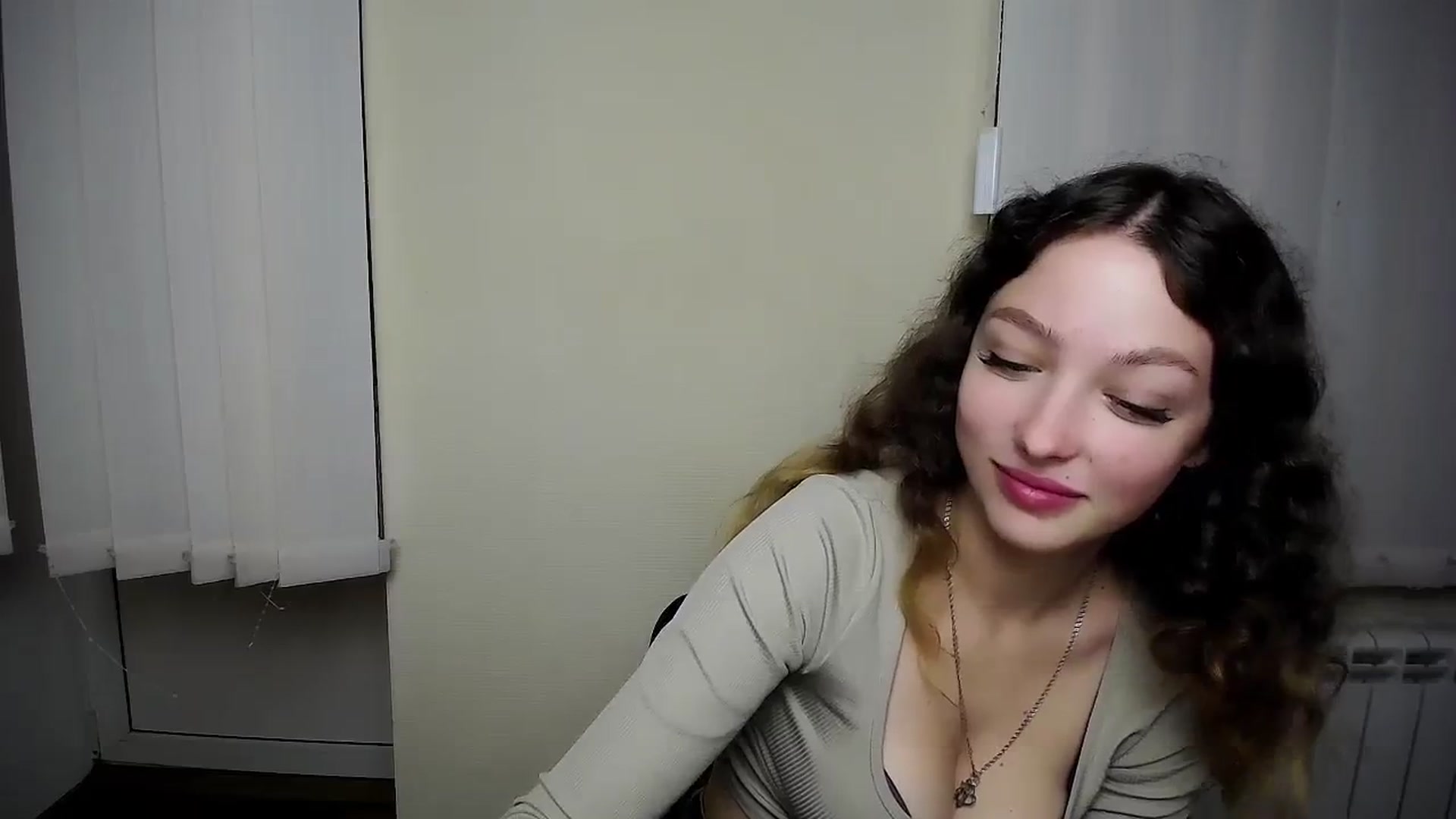 Gallery image thumbnail from MargoSi_'s myfreecams stream on, 10/27/2023, 12:01 image 9 of 20