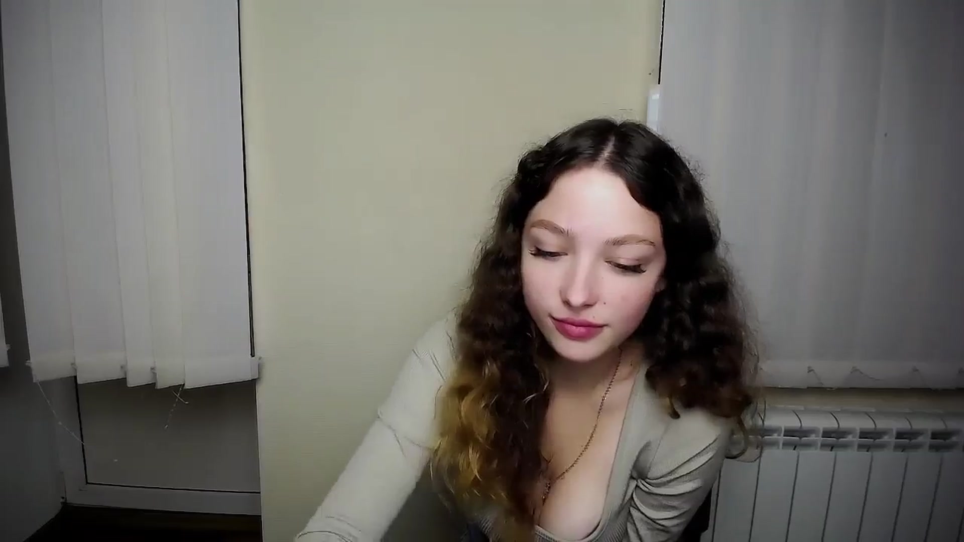 Gallery image thumbnail from MargoSi_'s myfreecams stream on, 10/27/2023, 12:01 image 3 of 20