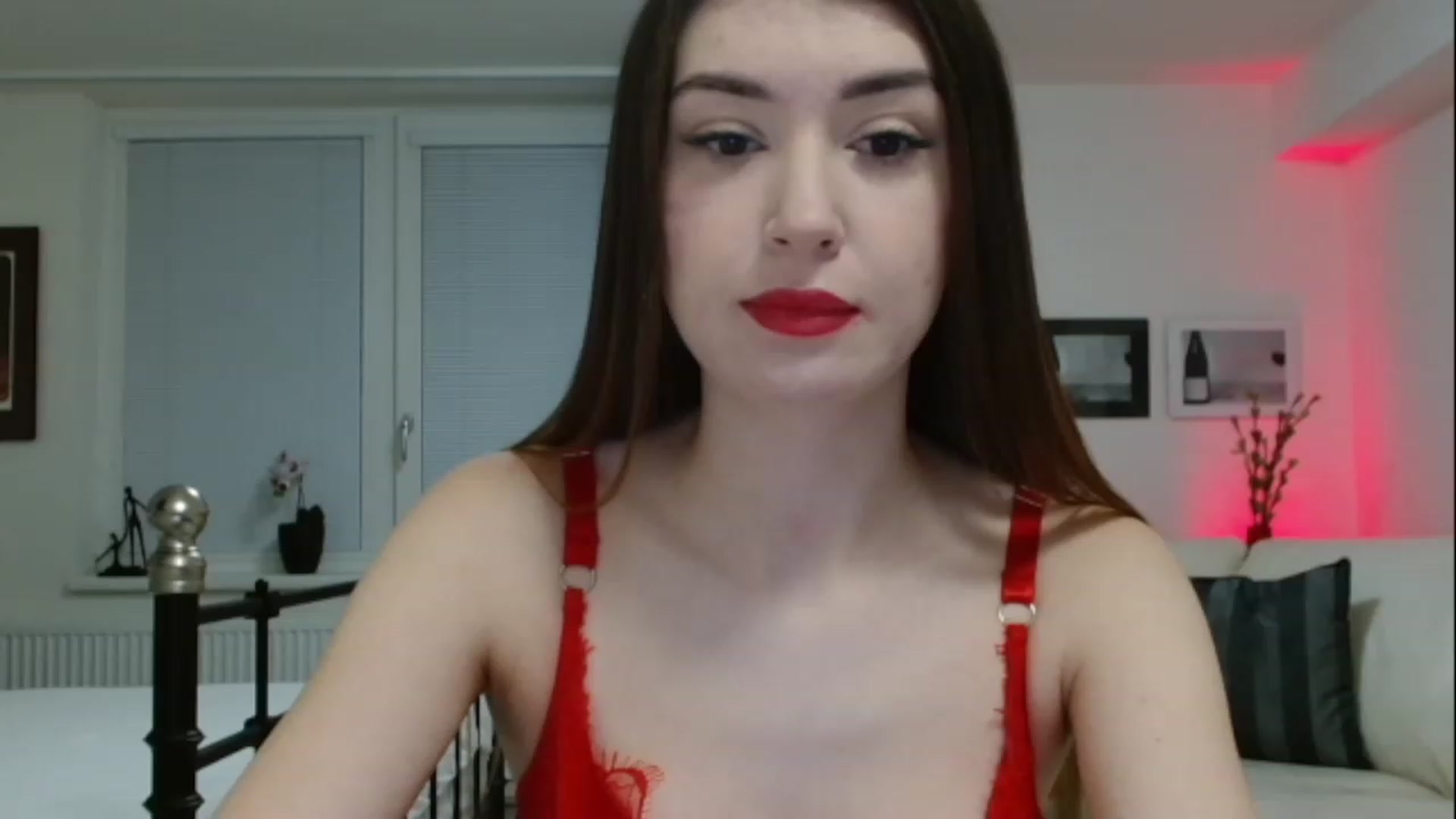 Gallery image thumbnail from Margo_Miller's myfreecams stream on, 01/22/2023, 21:35 image 6 of 20