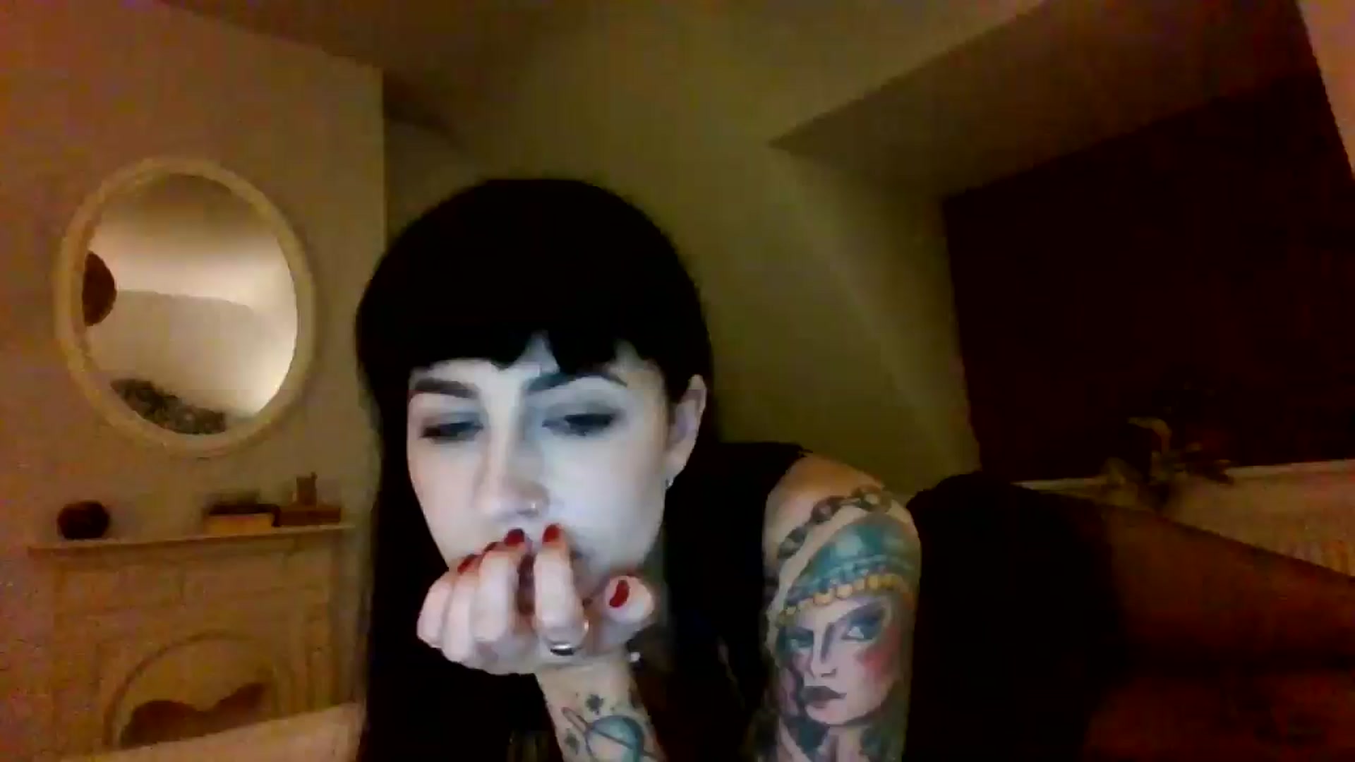 Gallery image thumbnail from MargotMills_'s myfreecams stream on, 09/24/2025, 21:17 image 13 of 20