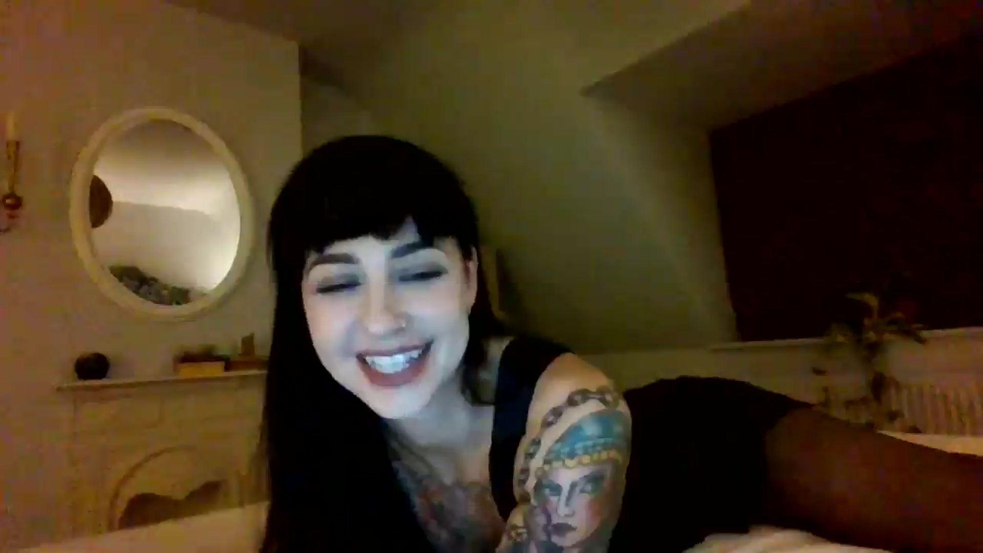 Gallery image thumbnail from MargotMills_'s myfreecams stream on, 09/24/2025, 21:17 image 8 of 20