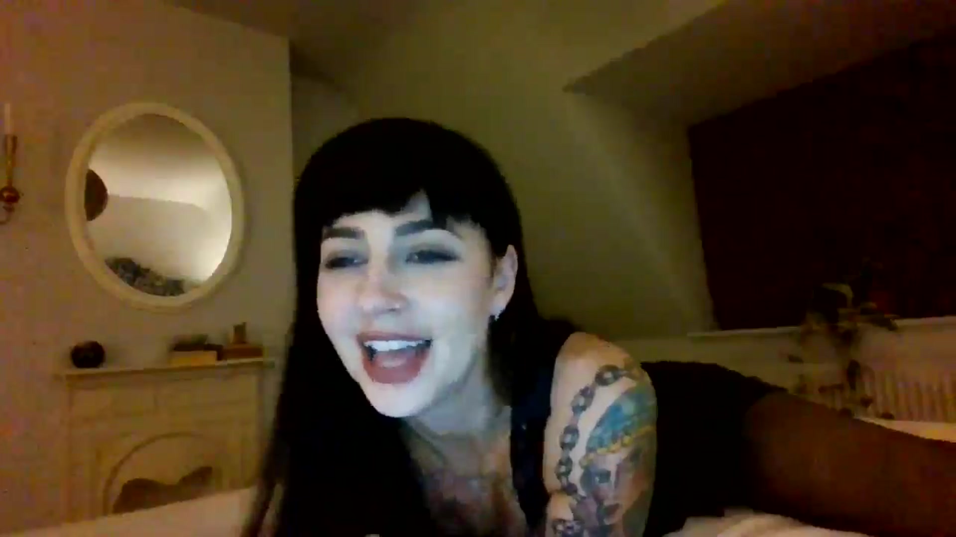 Gallery image thumbnail from MargotMills_'s myfreecams stream on, 09/24/2025, 21:17 image 7 of 20