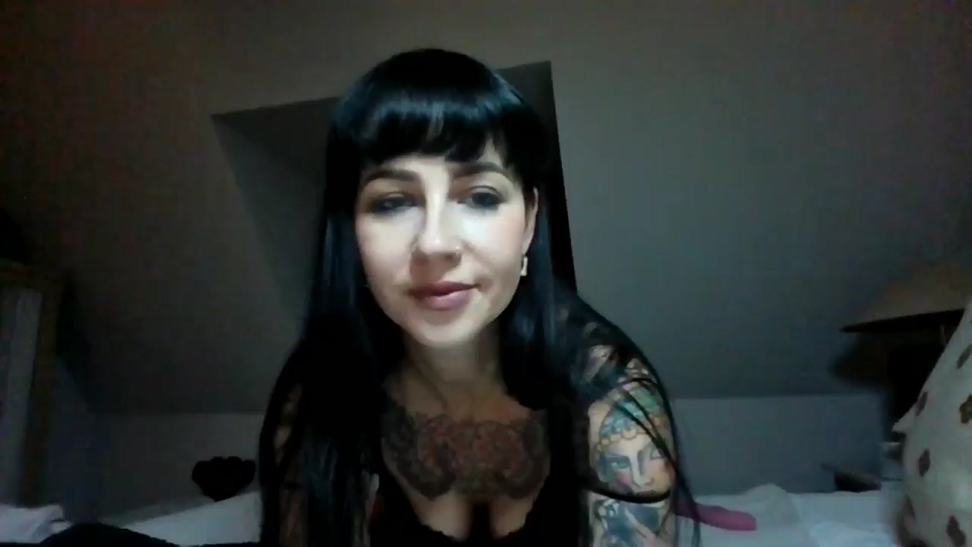 Gallery image thumbnail from MargotMills_'s myfreecams stream on, 09/25/2025, 20:27 image 20 of 20