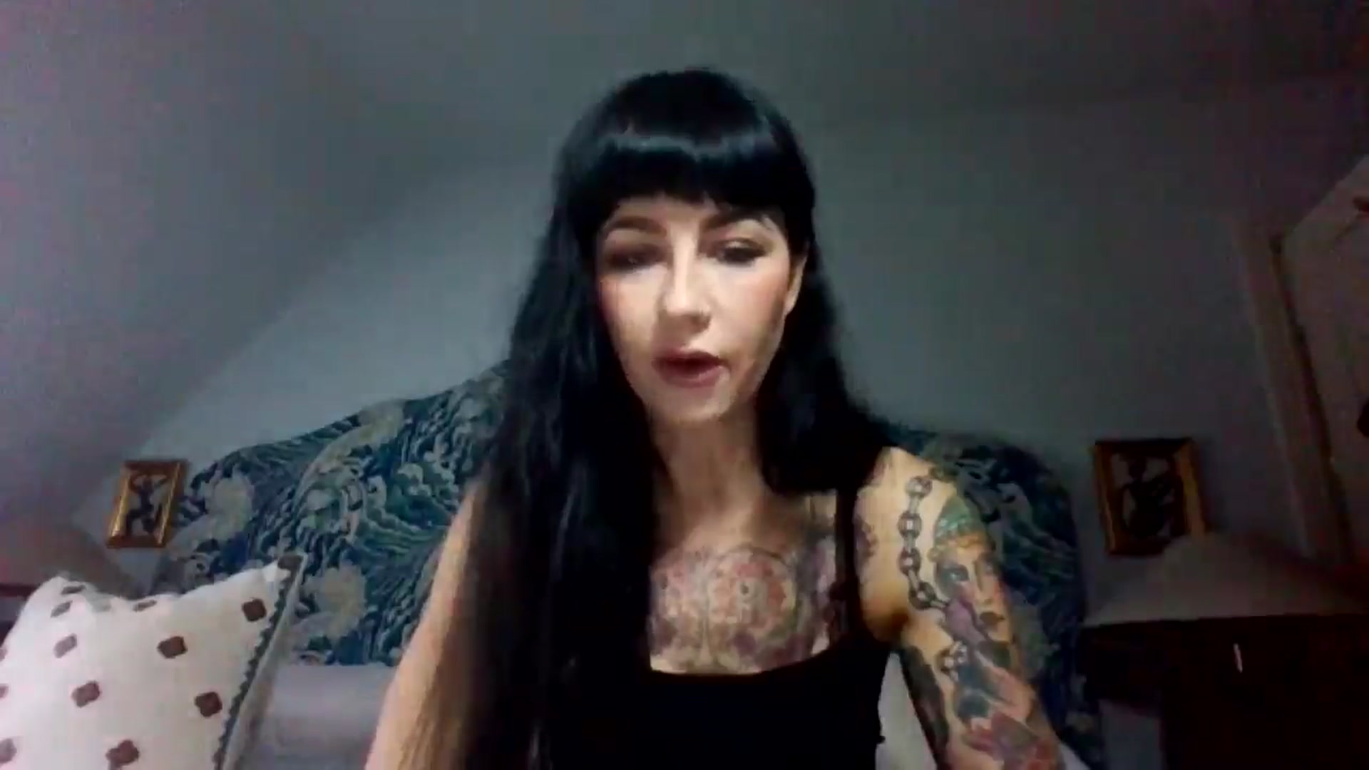 Gallery image thumbnail from MargotMills_'s myfreecams stream on, 09/26/2025, 14:24 image 11 of 20